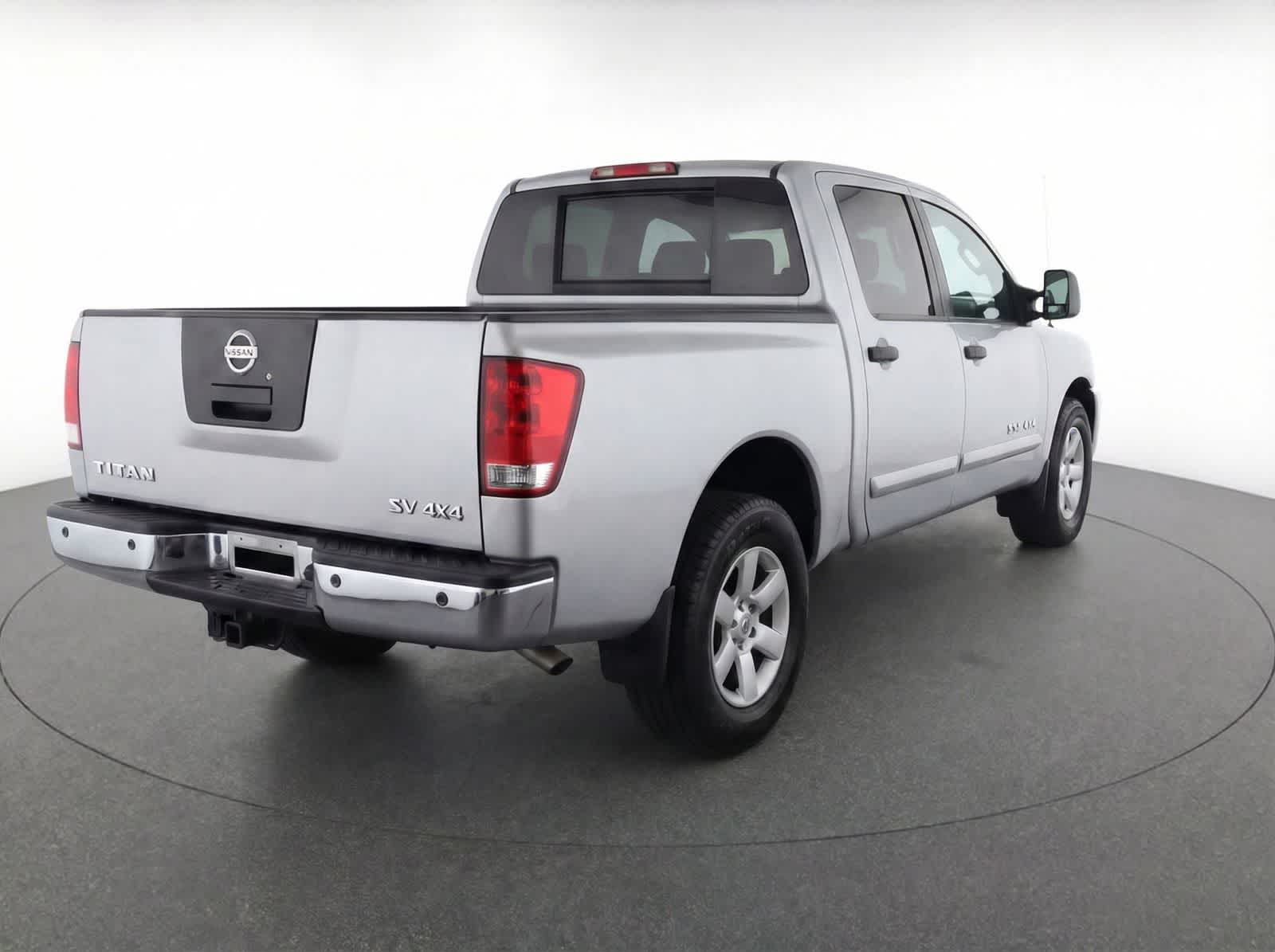 Thumbnail: 2012 Nissan Titan - 4
