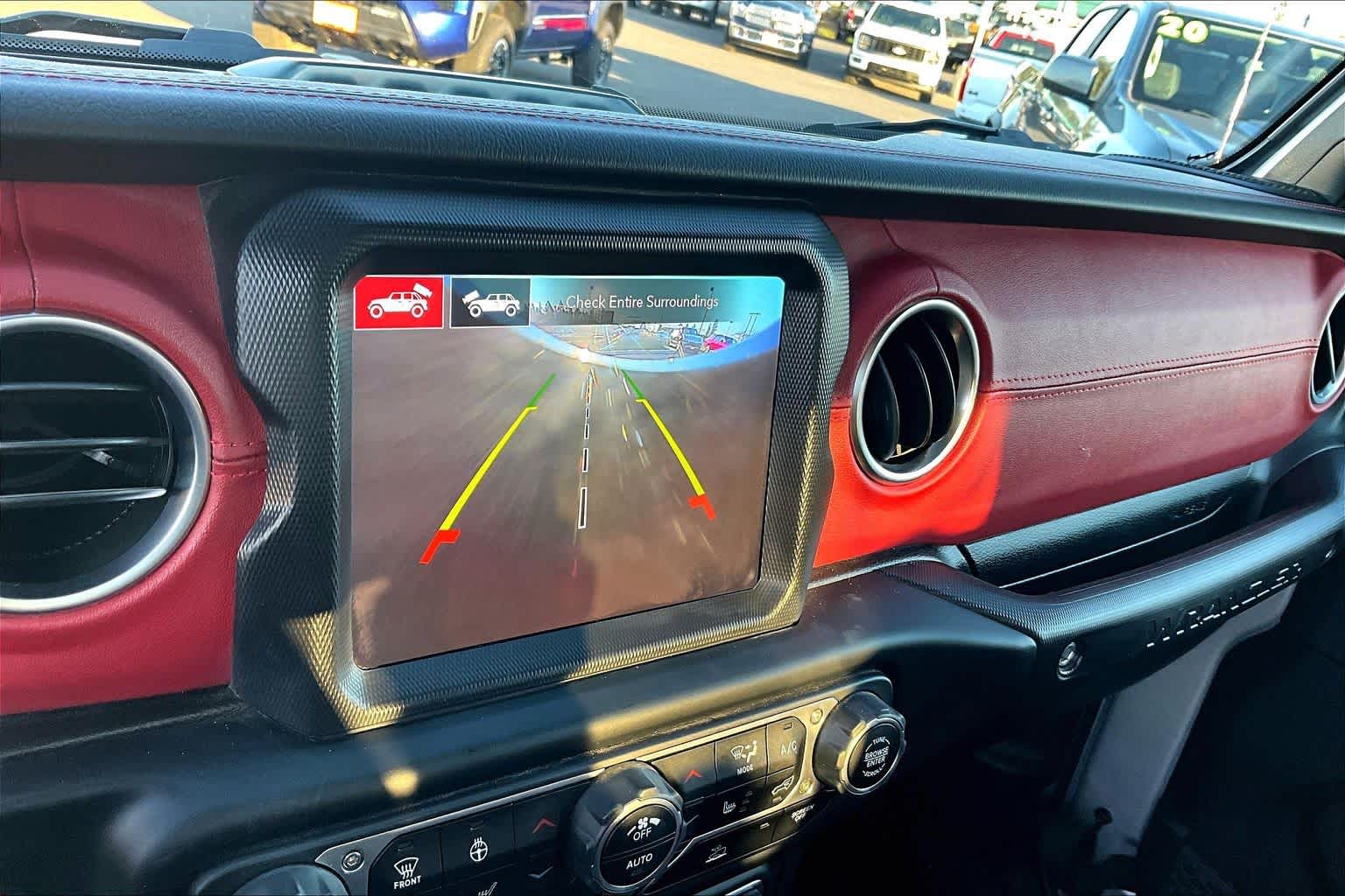 Thumbnail: 2023 Jeep Wrangler - 27