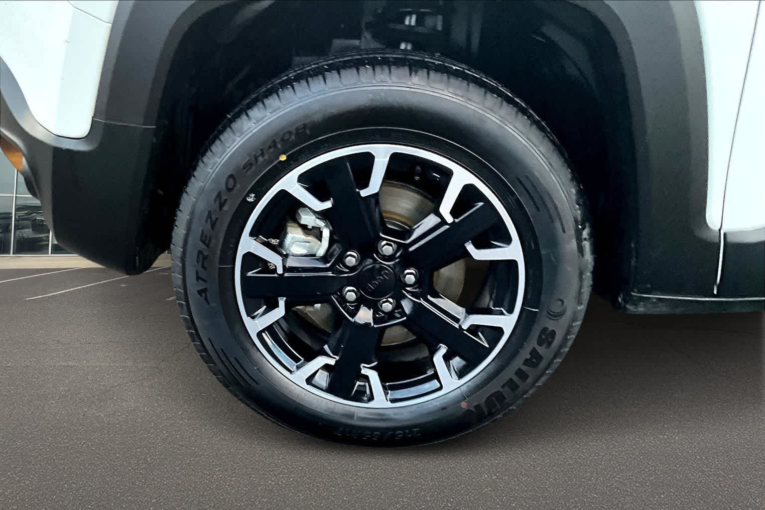 Thumbnail: 2023 Jeep Renegade - 8