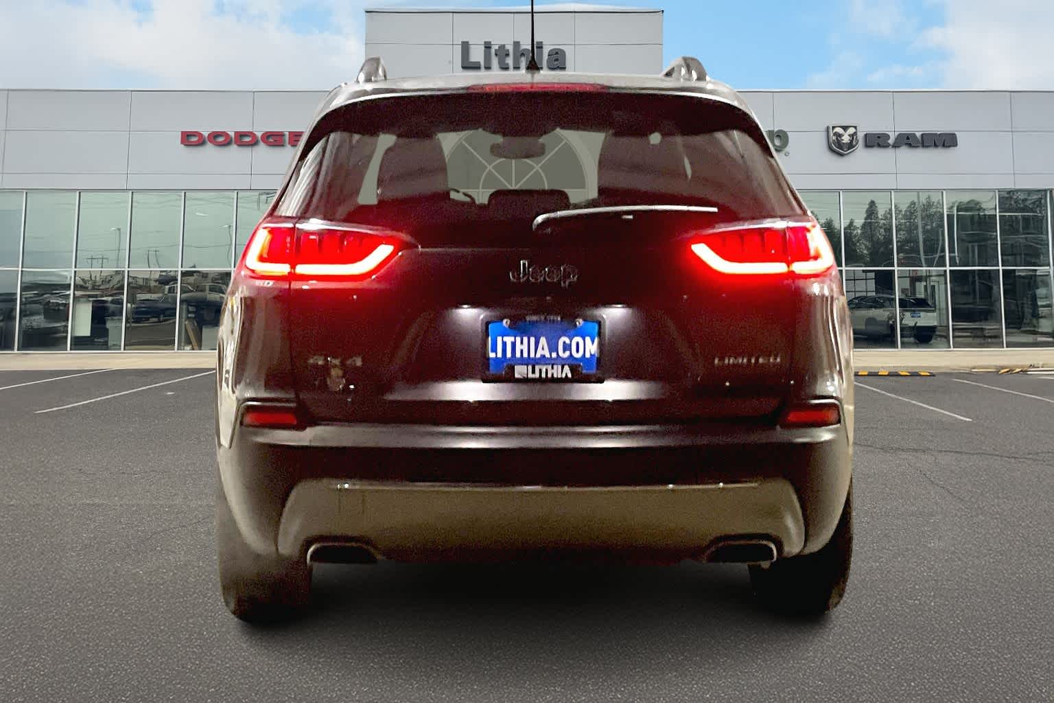 Thumbnail: 2022 Jeep Cherokee - 5