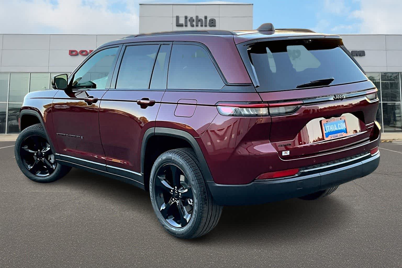Thumbnail: 2025 Jeep Grand Cherokee - 4