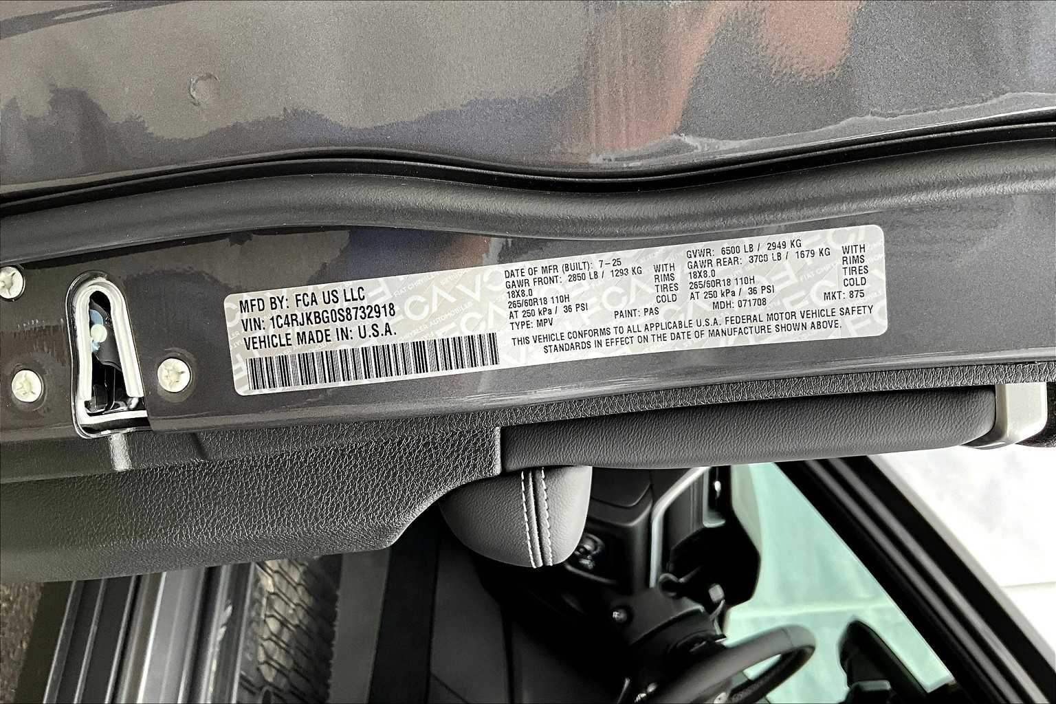 Thumbnail: 2025 Jeep Grand Cherokee L - 21