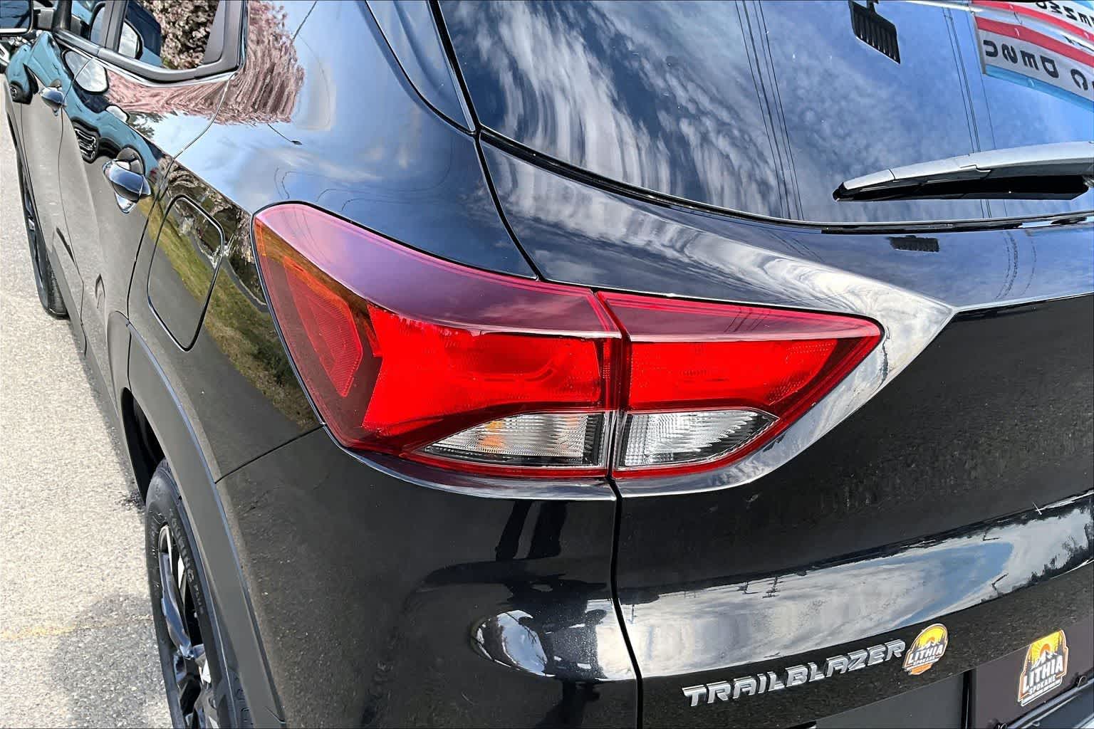Thumbnail: 2023 Chevrolet TrailBlazer - 31
