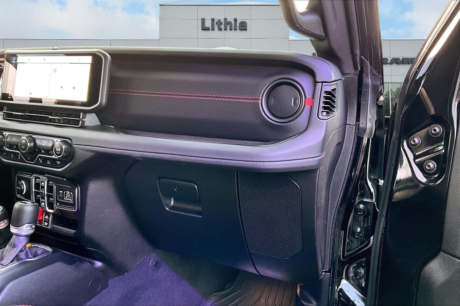 Thumbnail: 2024 Jeep Wrangler - 24