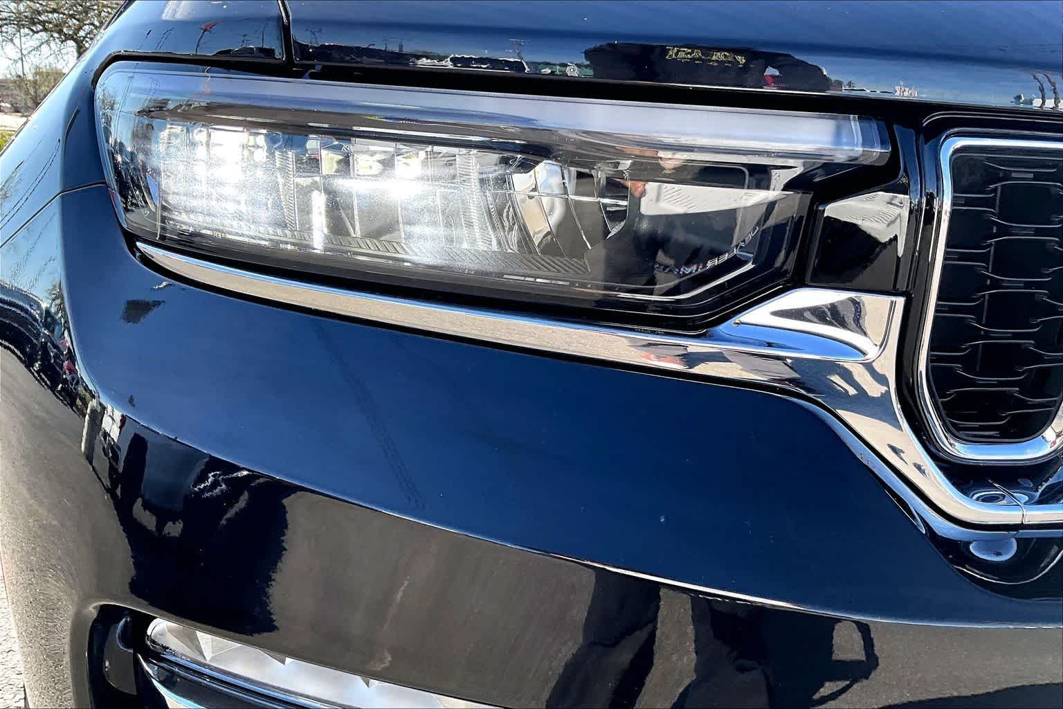 Thumbnail: 2022 Jeep Grand Cherokee - 31