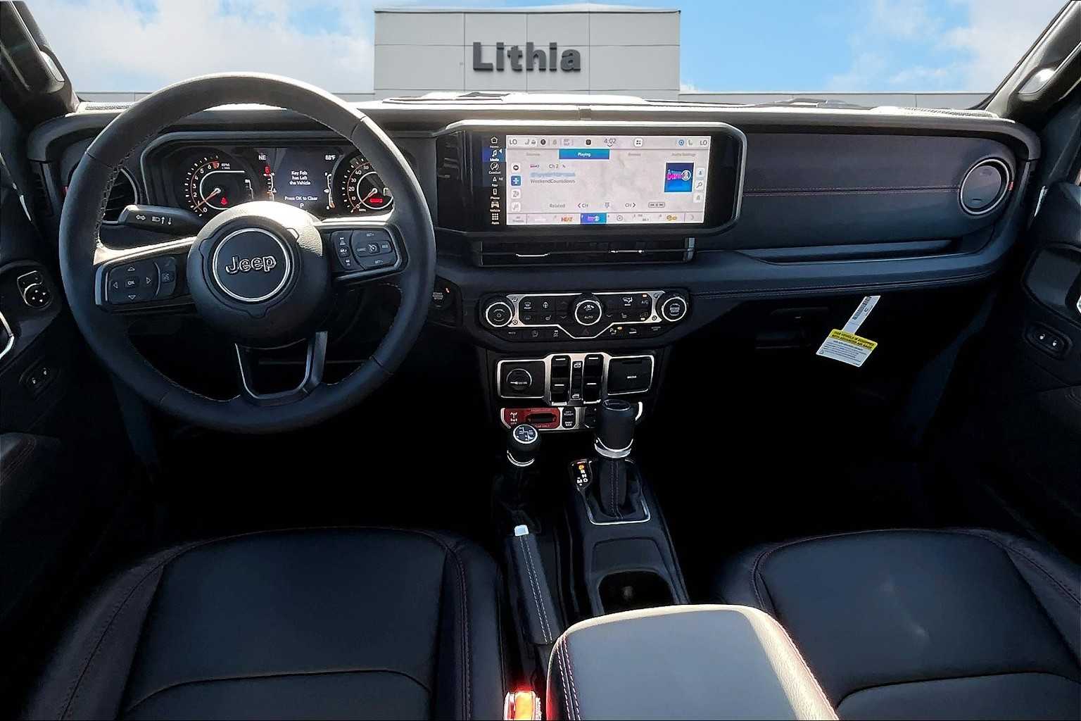 Thumbnail: 2025 Jeep Gladiator - 10