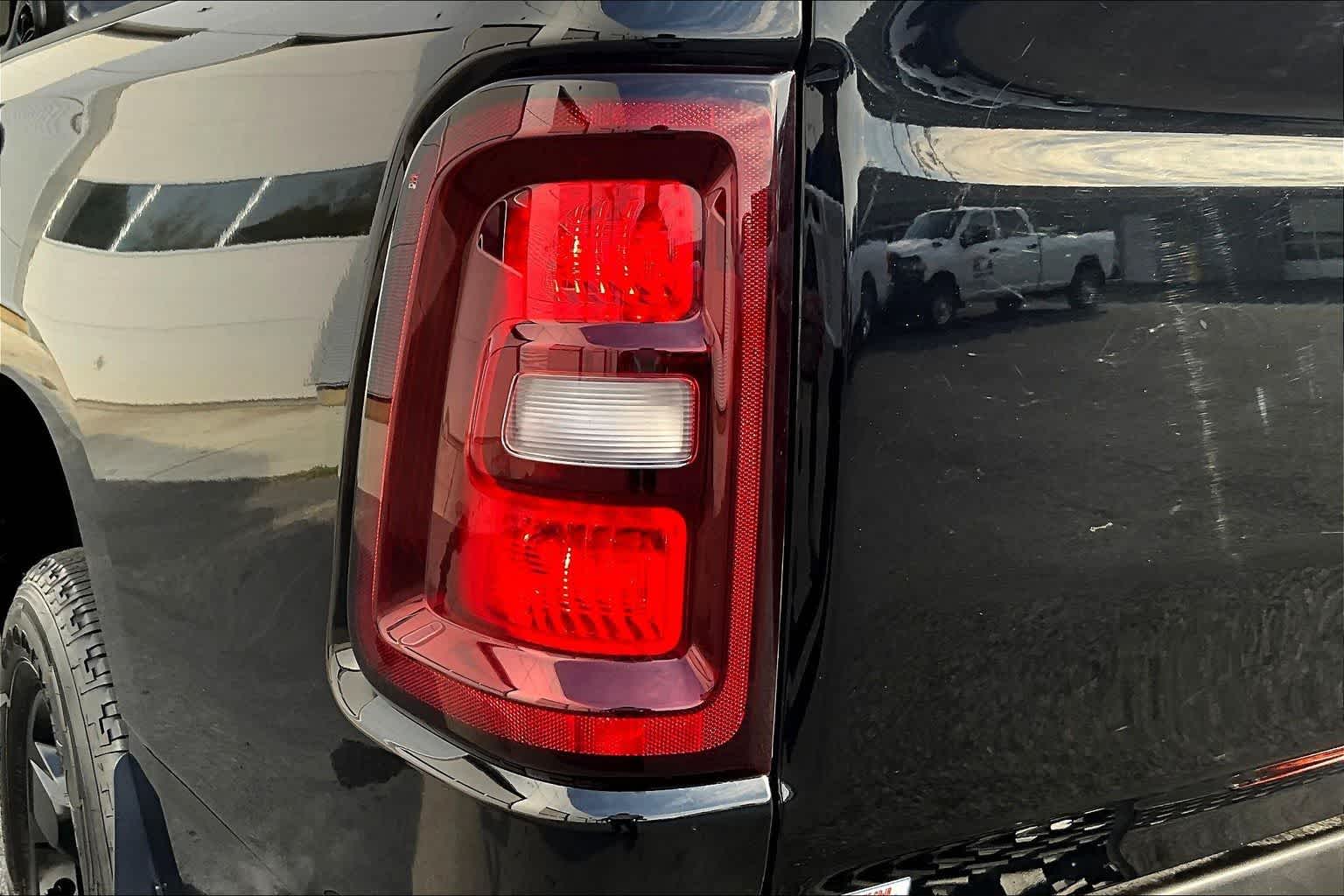 Thumbnail: 2025 RAM 1500 - 32