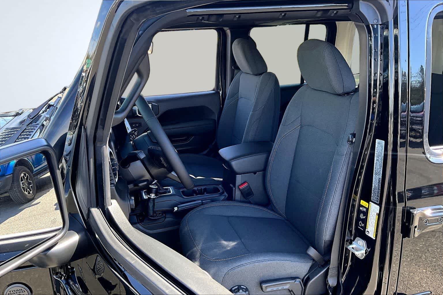 Thumbnail: 2026 Jeep Wrangler - 11