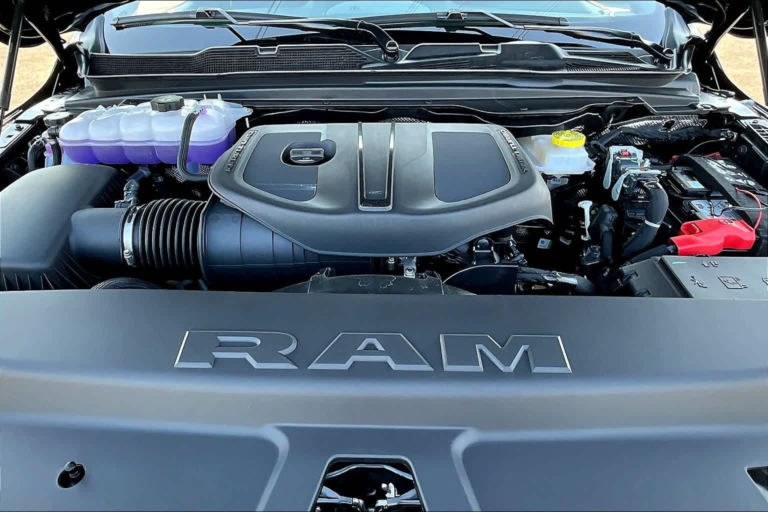 Thumbnail: 2026 RAM 1500 - 9