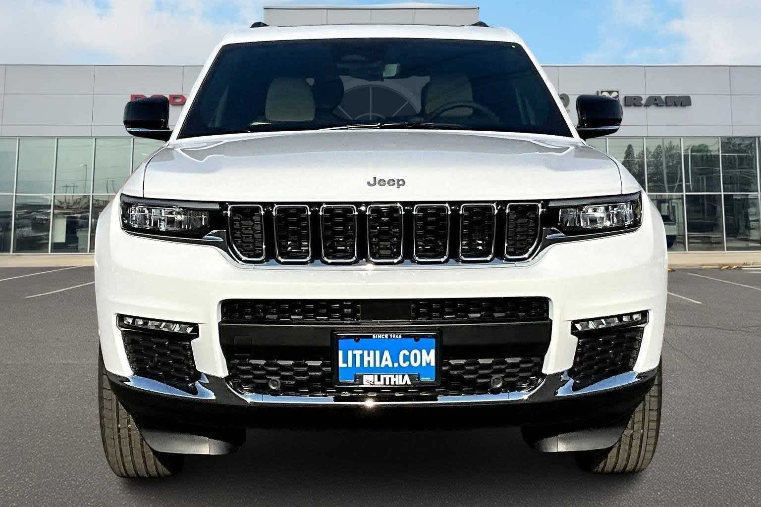 Thumbnail: 2025 Jeep Grand Cherokee L - 6
