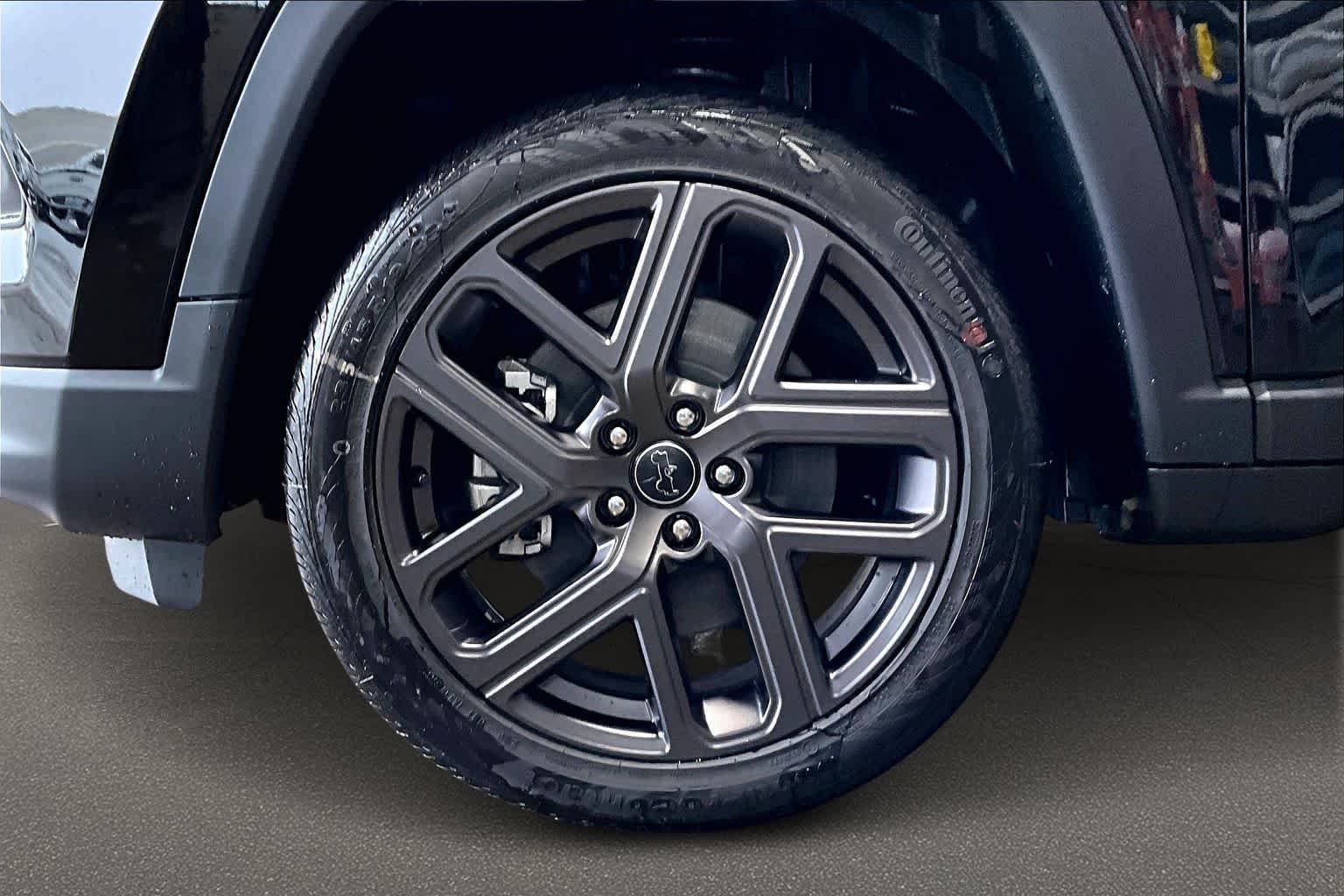 Thumbnail: 2026 Jeep Compass - 9