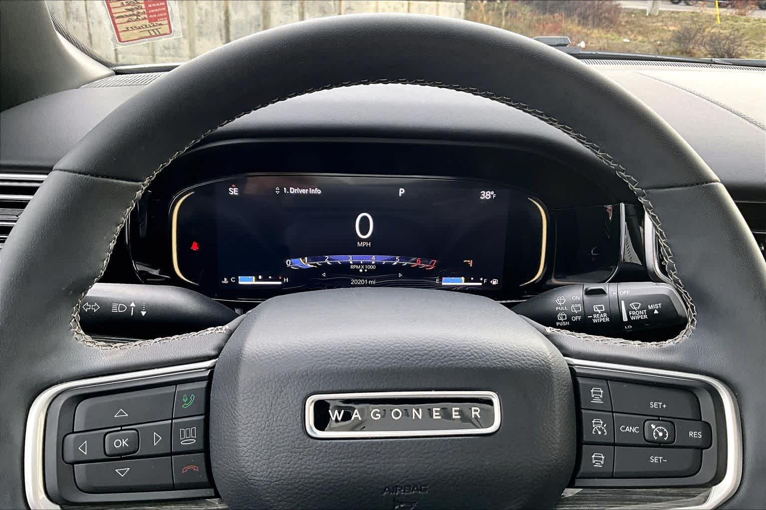 Thumbnail: 2022 Jeep Wagoneer - 18