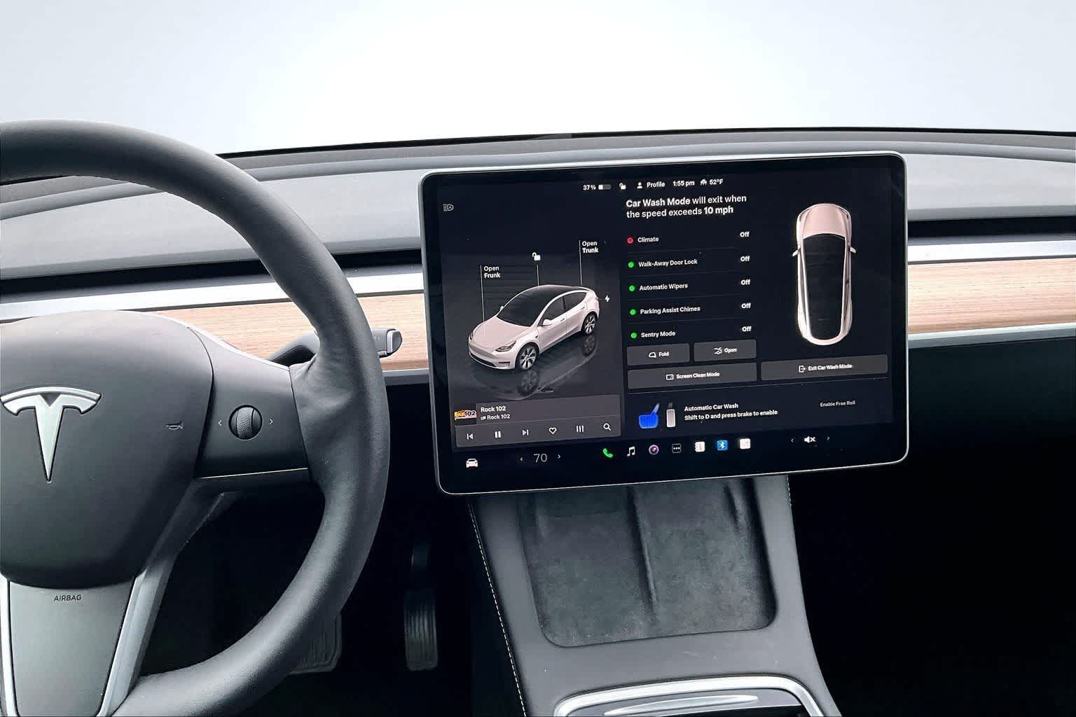 Thumbnail: 2023 Tesla Model Y - 16