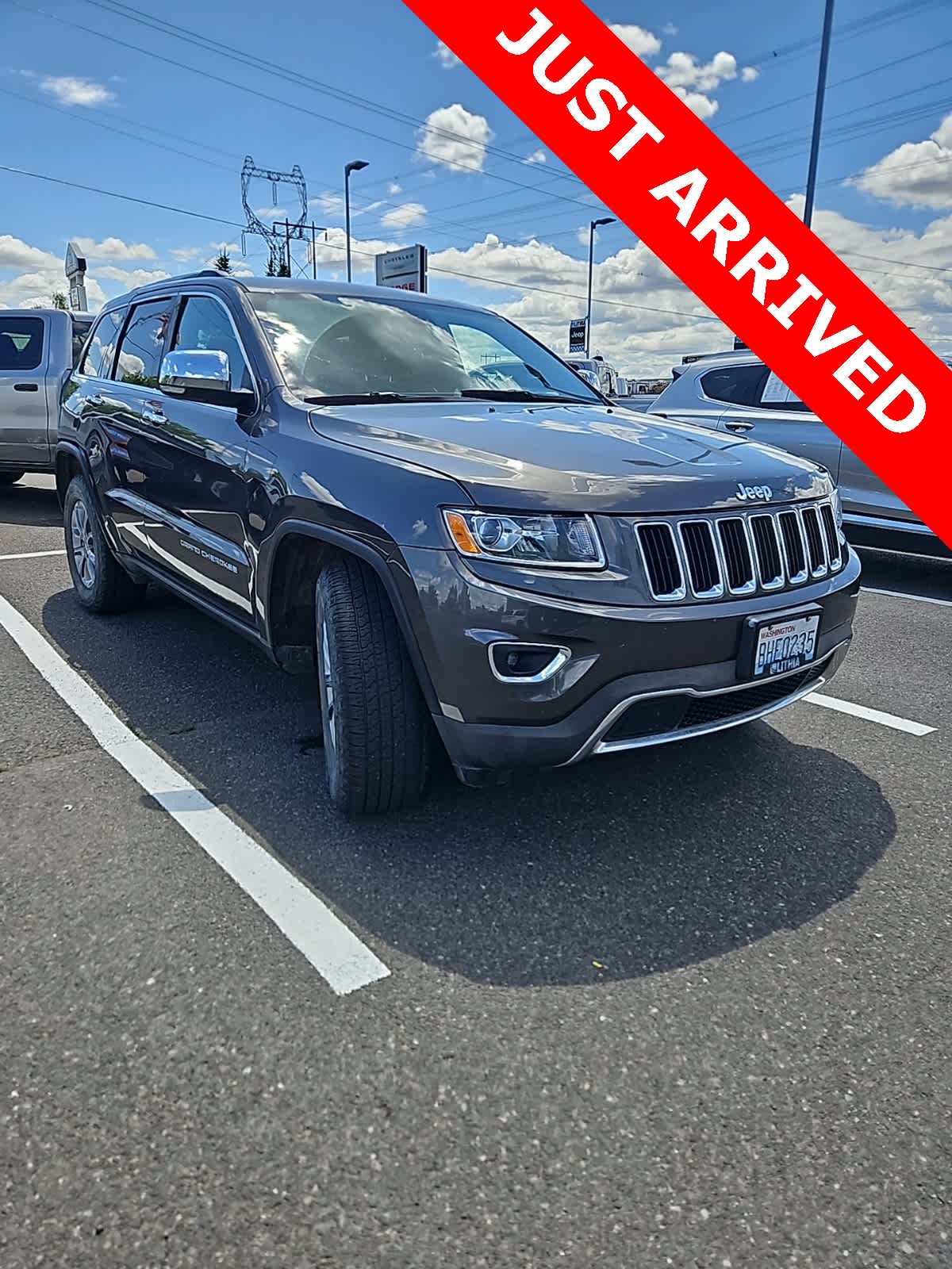 Thumbnail: 2016 Jeep Grand Cherokee - 3