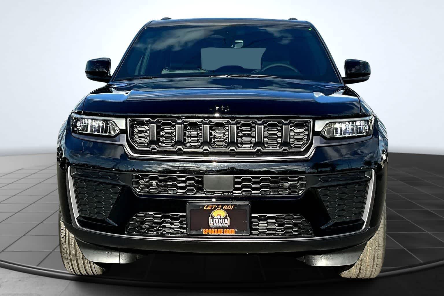 Thumbnail: 2026 Jeep Grand Cherokee - 6