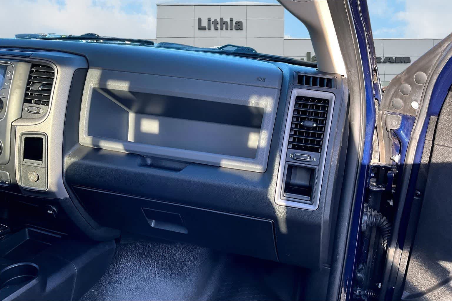 Thumbnail: 2018 RAM 3500 - 23