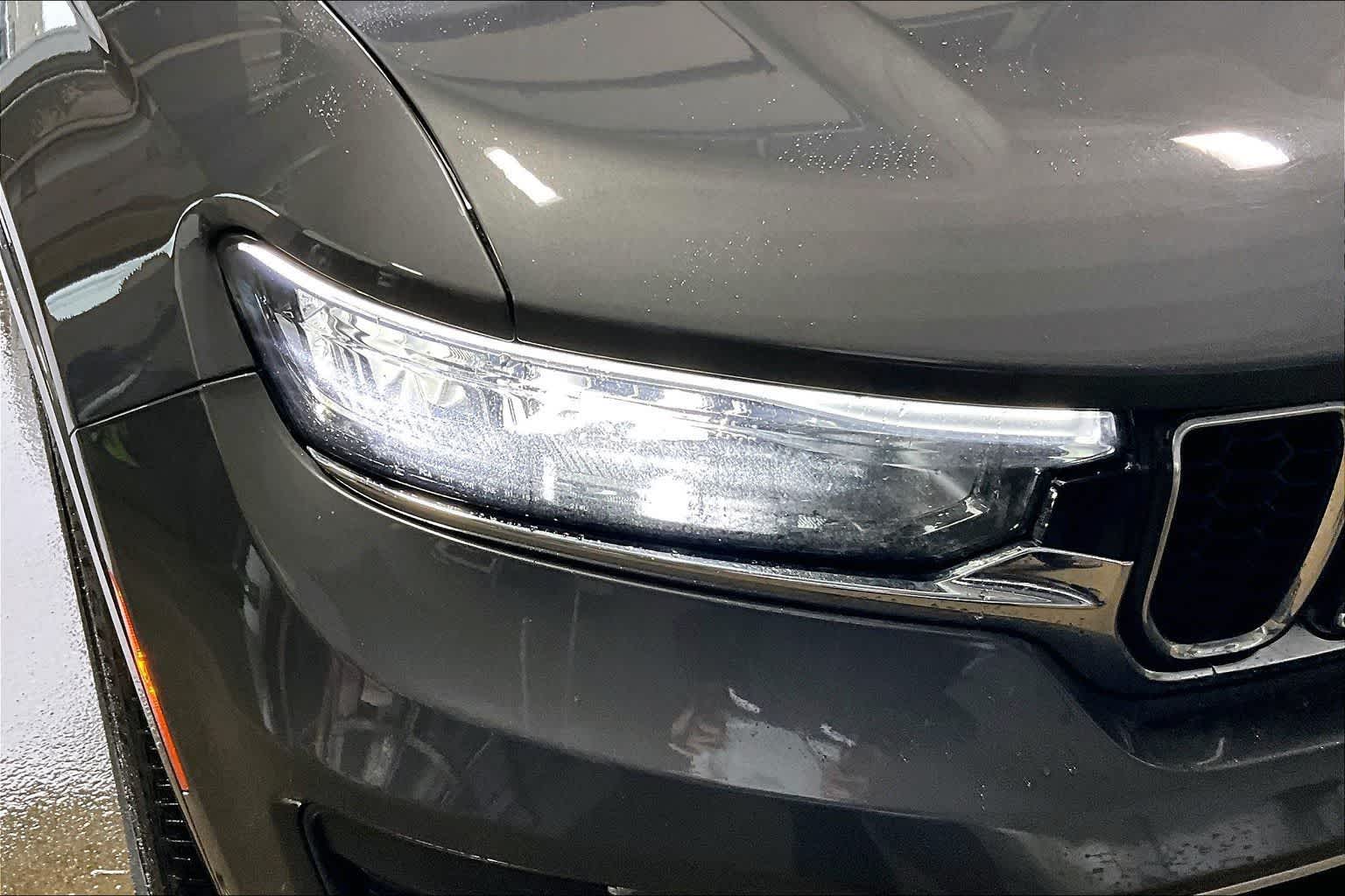 Thumbnail: 2022 Jeep Grand Cherokee - 31