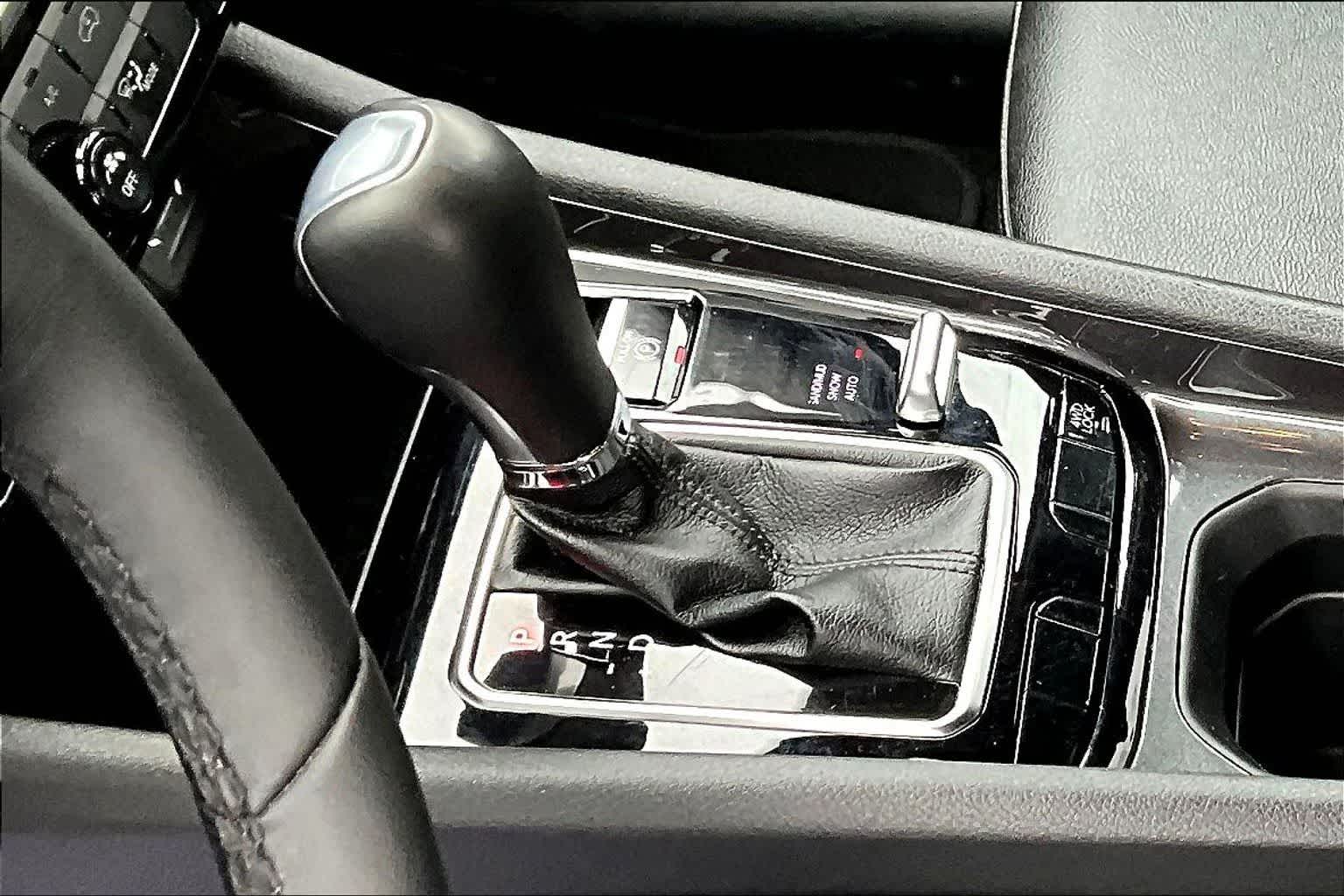 Thumbnail: 2024 Jeep Compass - 17