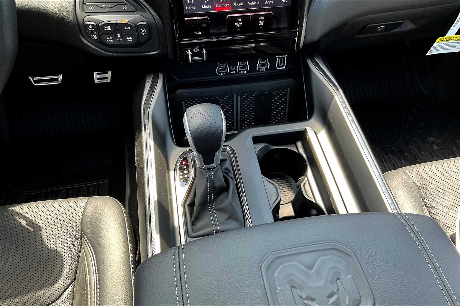 Thumbnail: 2026 RAM 1500 - 17