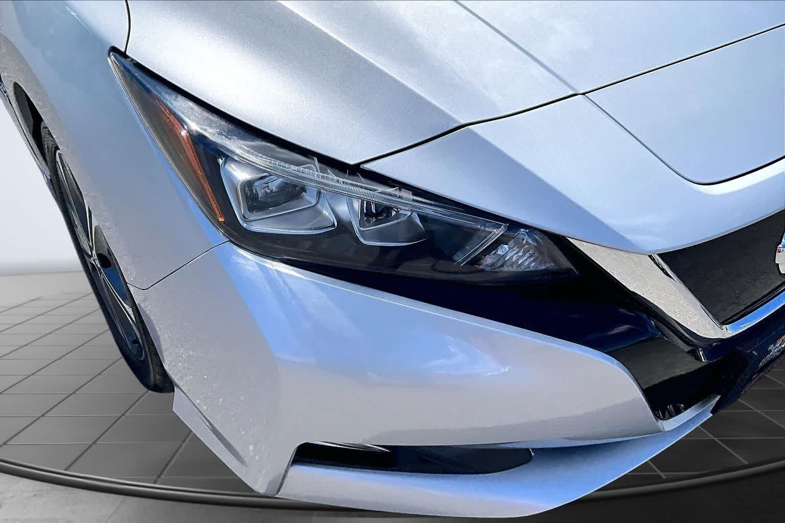 Thumbnail: 2018 Nissan Leaf - 31