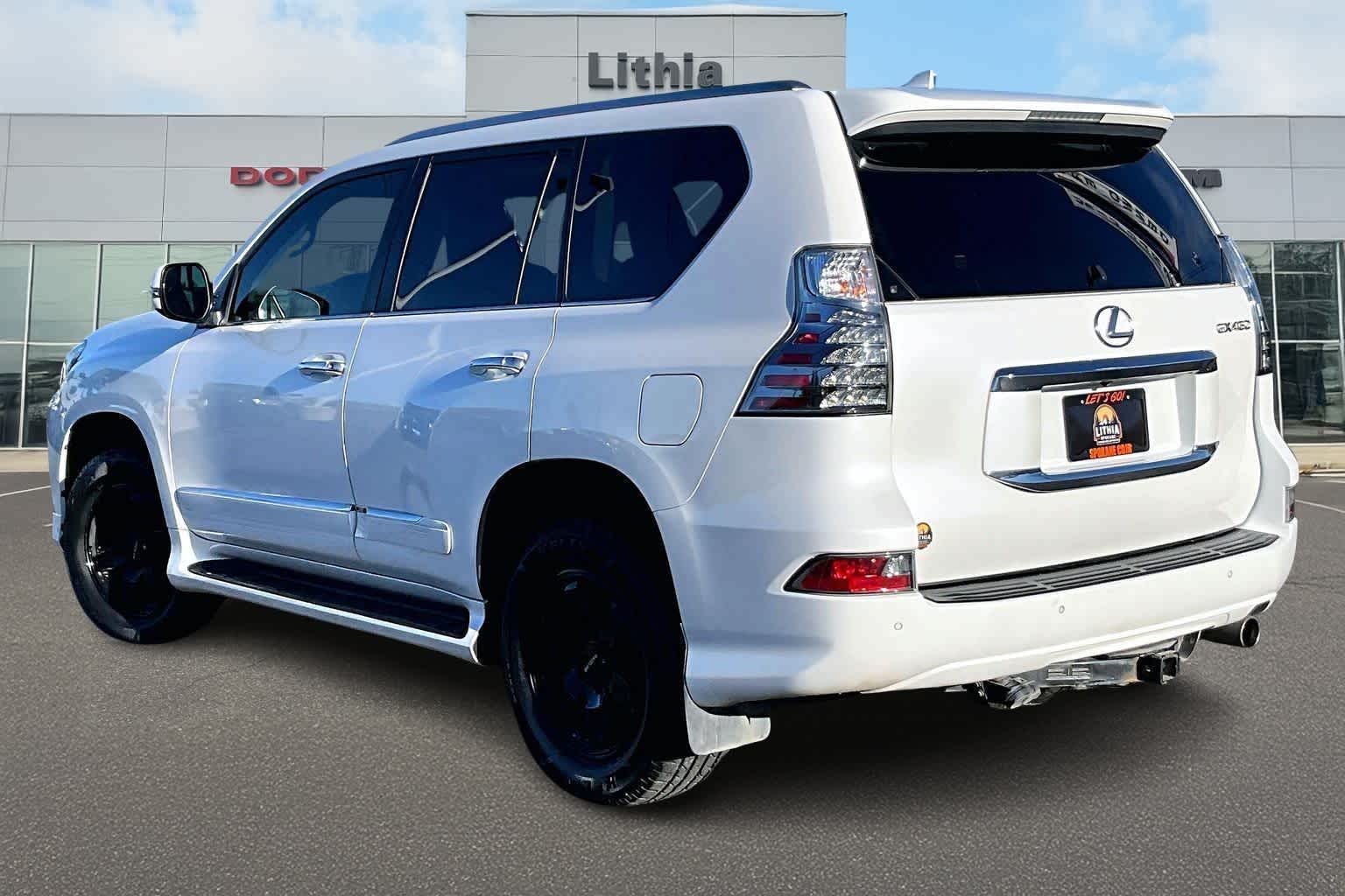 Thumbnail: 2019 Lexus GX - 4