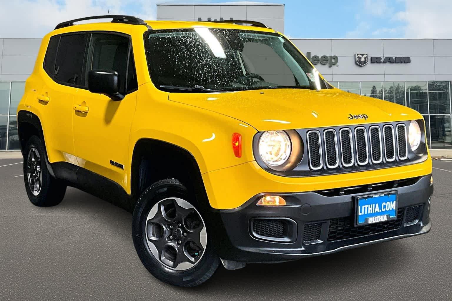 Thumbnail: 2018 Jeep Renegade - 22