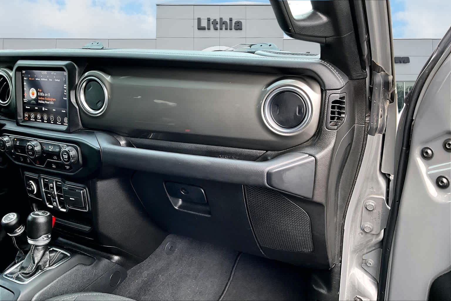 Thumbnail: 2023 Jeep Wrangler - 24