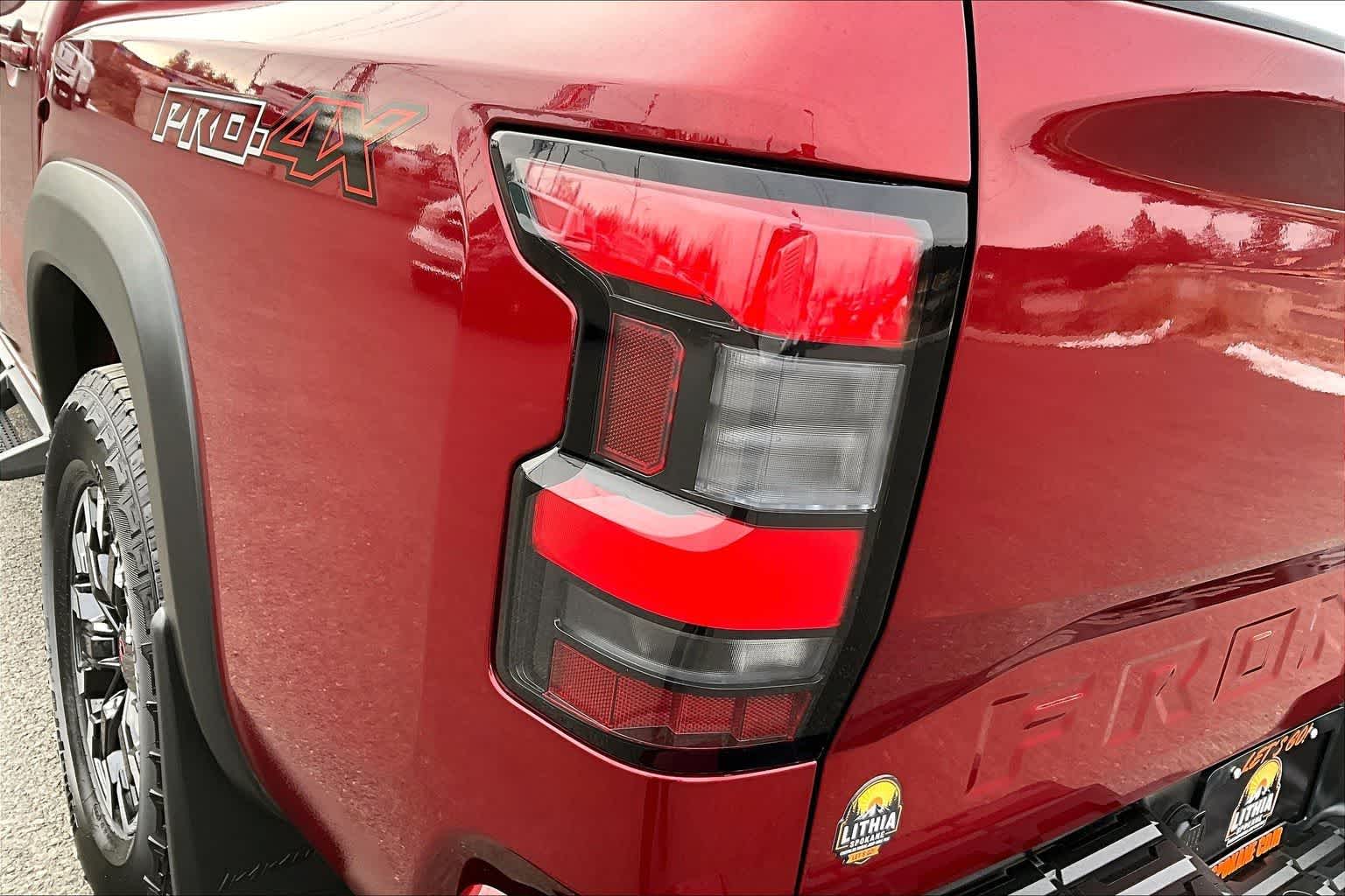 Thumbnail: 2024 Nissan Frontier - 32