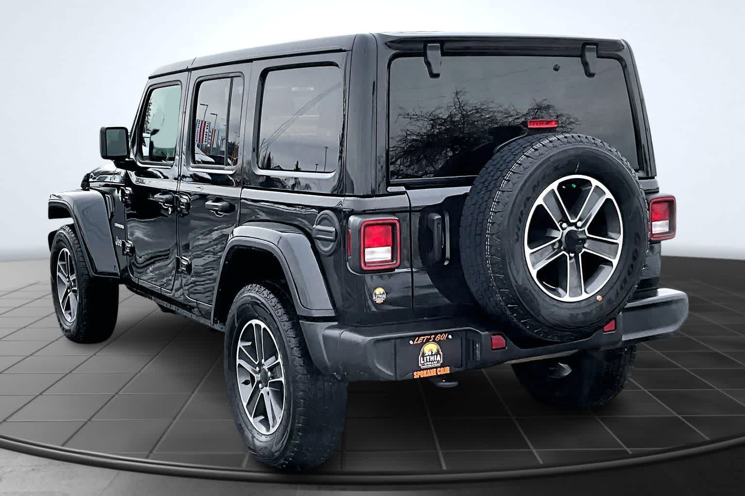 Thumbnail: 2023 Jeep Wrangler - 4