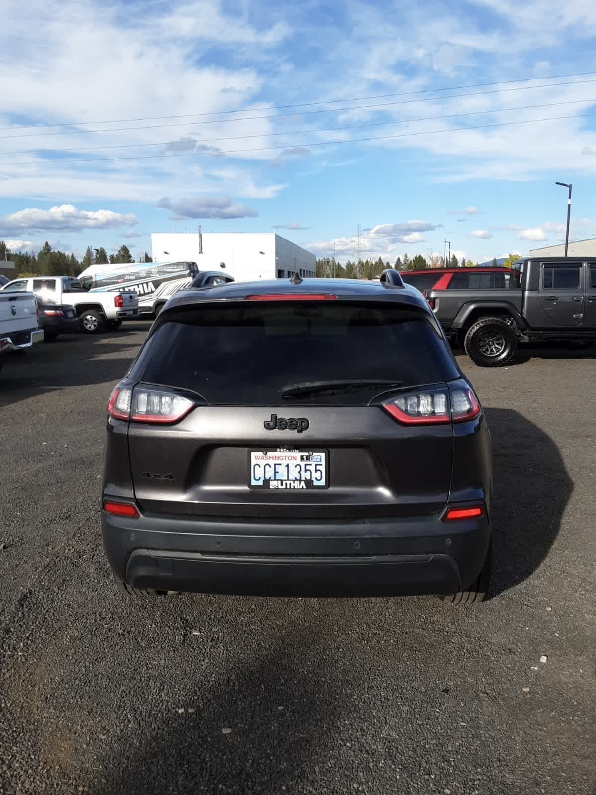 Thumbnail: 2021 Jeep Cherokee - 5