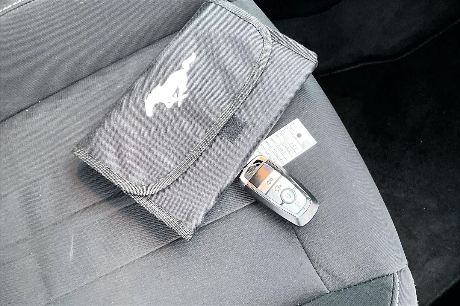 Thumbnail: 2022 Ford Mustang - 19