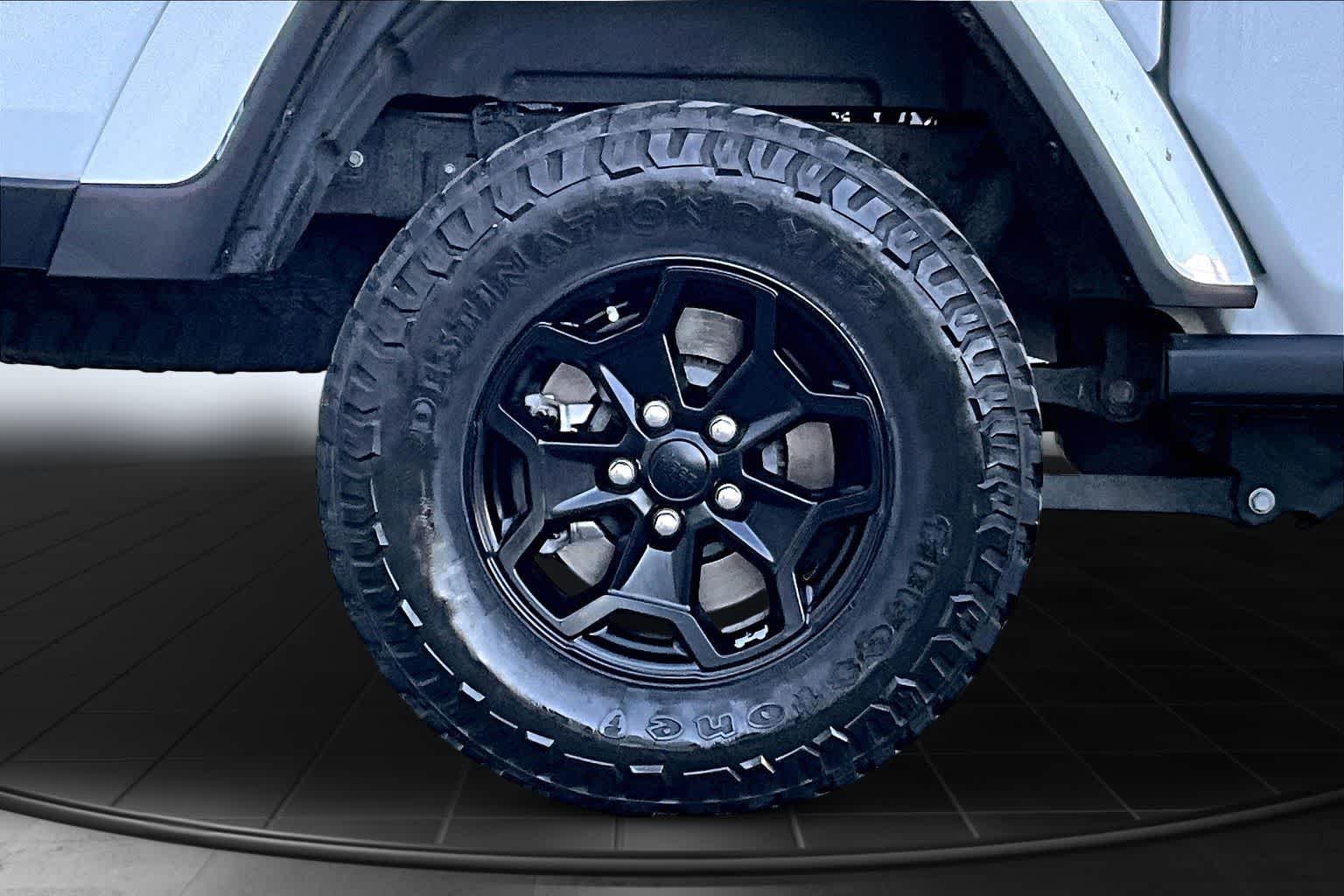 Thumbnail: 2022 Jeep Gladiator - 36