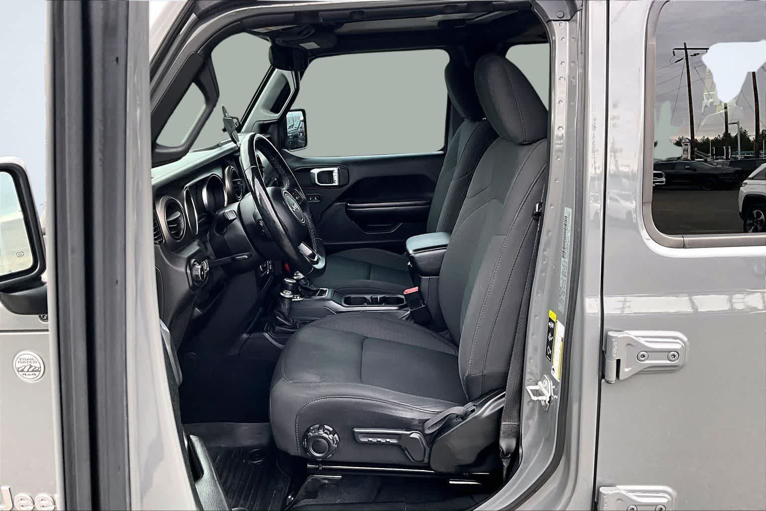 Thumbnail: 2020 Jeep Wrangler - 11