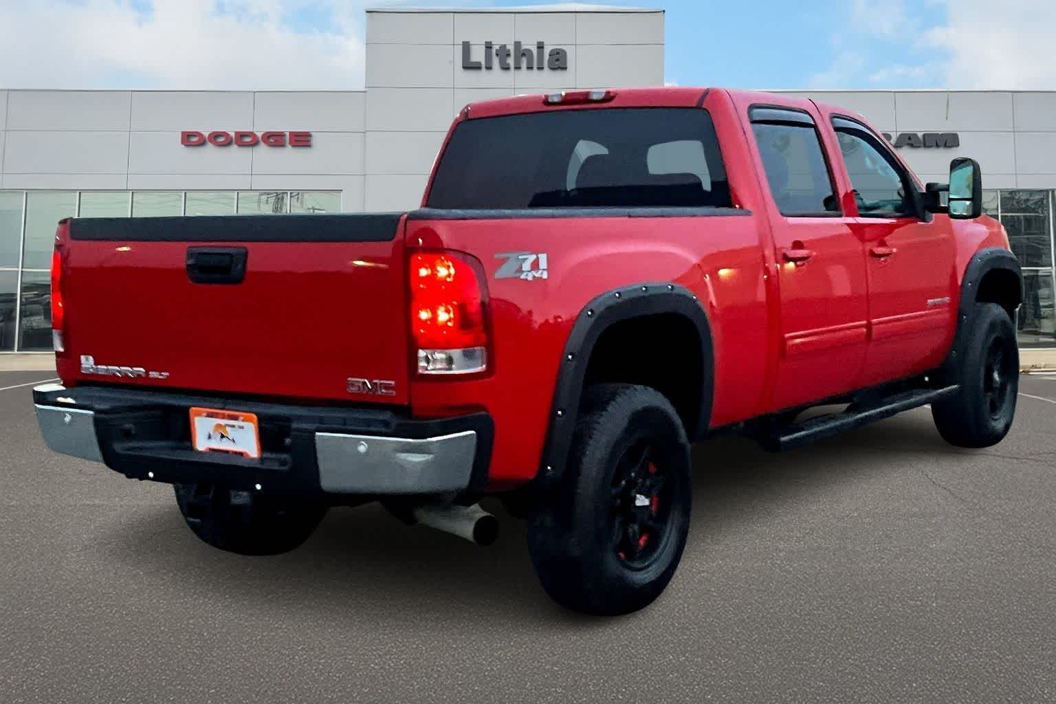 Thumbnail: 2012 GMC Sierra 2500 - 23