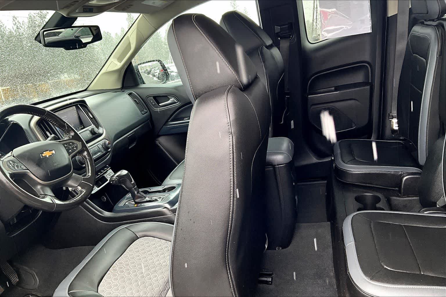 Thumbnail: 2019 Chevrolet Colorado - 12