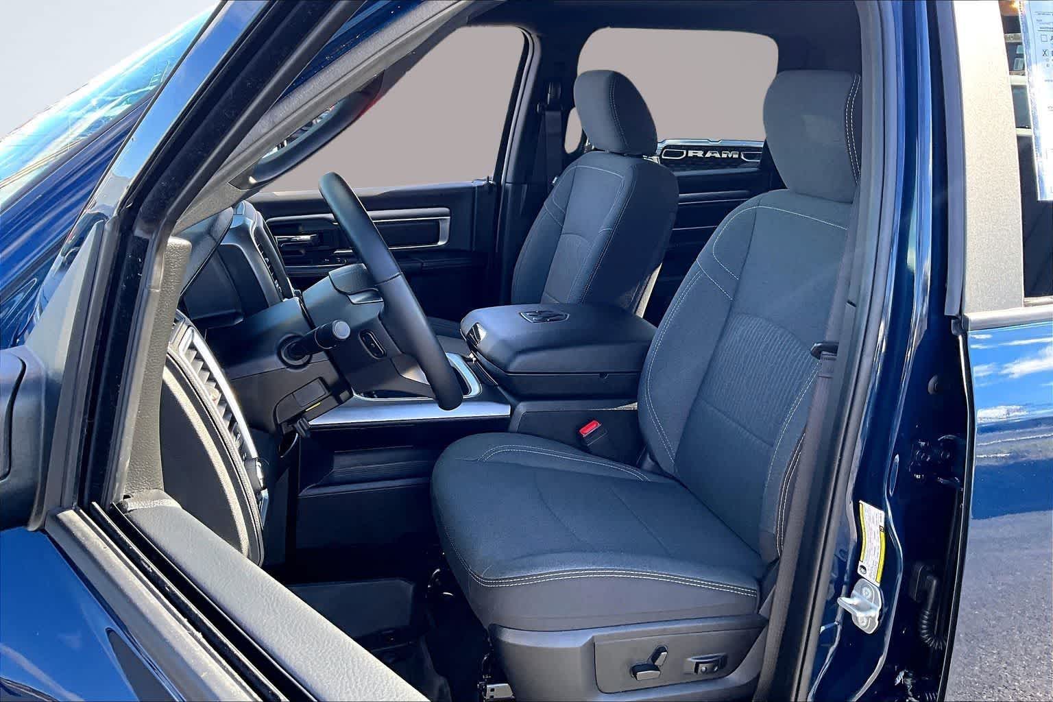 Thumbnail: 2024 RAM 1500 Classic - 11