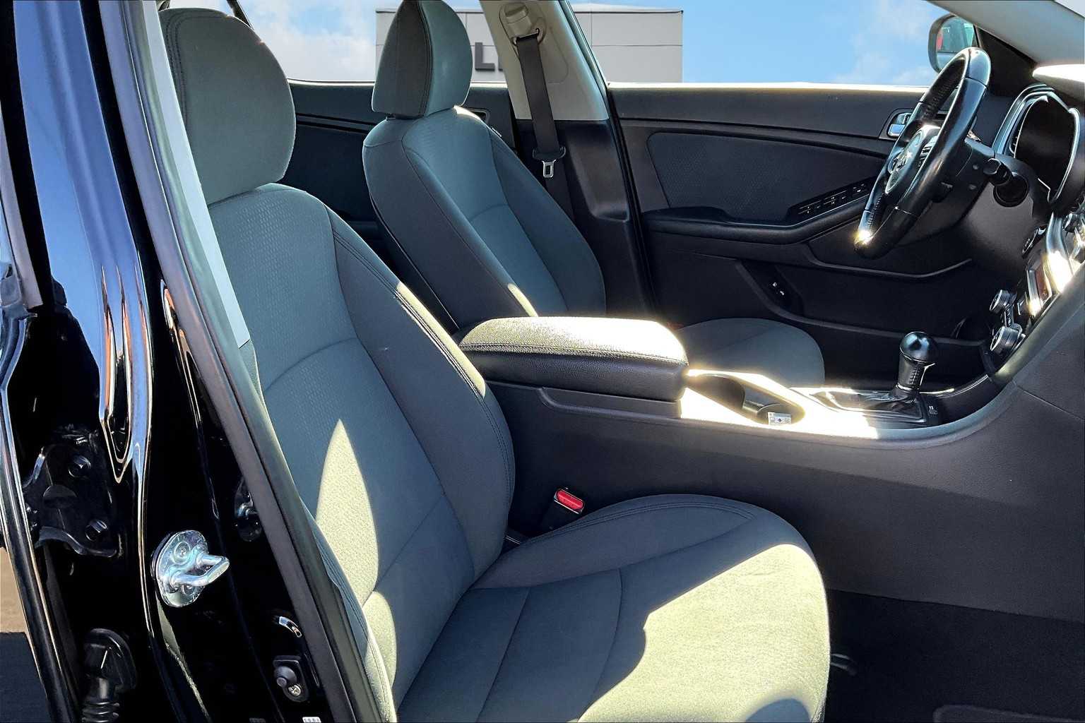 Thumbnail: 2015 Kia Optima - 14