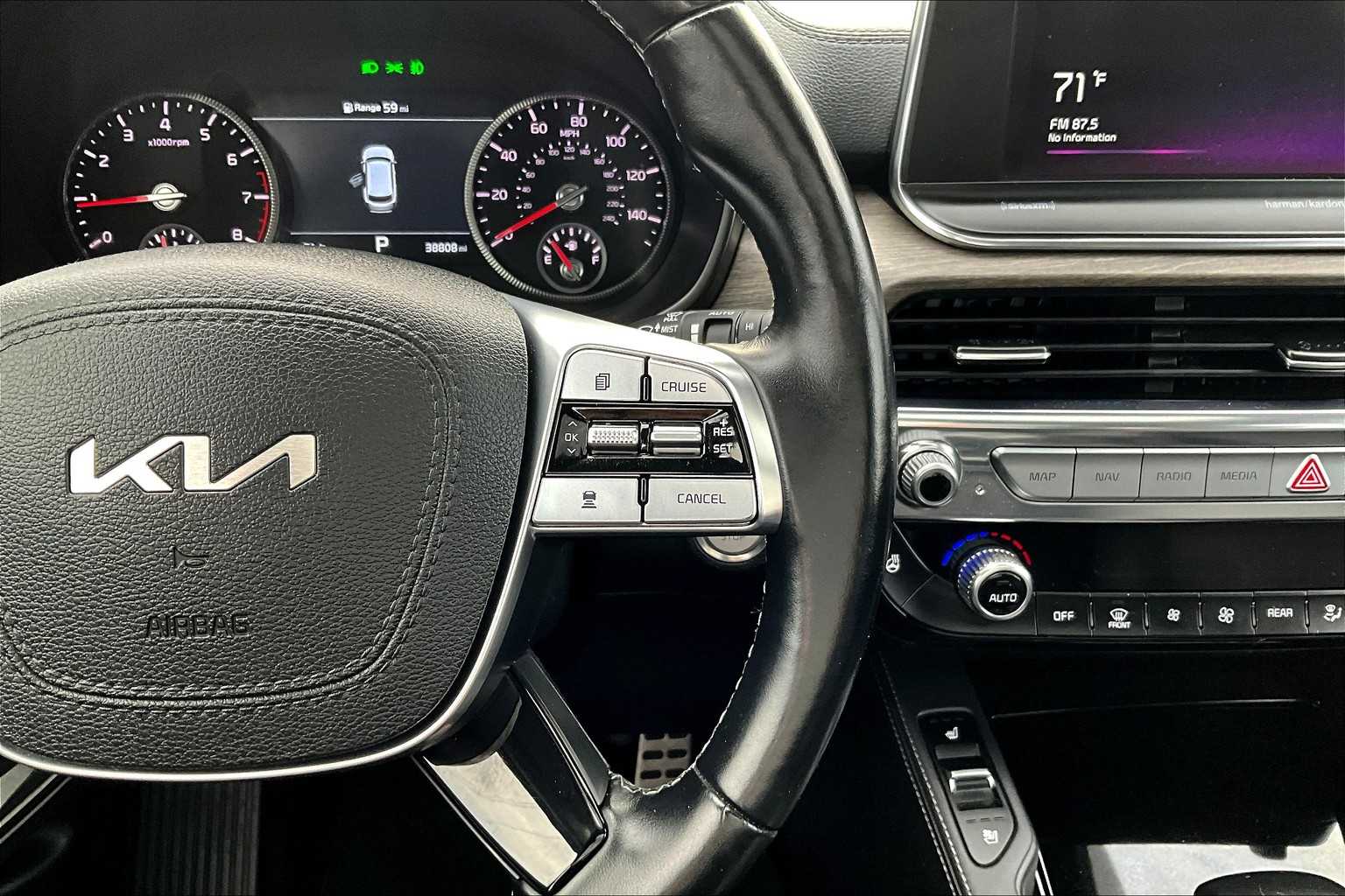 Thumbnail: 2022 Kia Telluride - 26