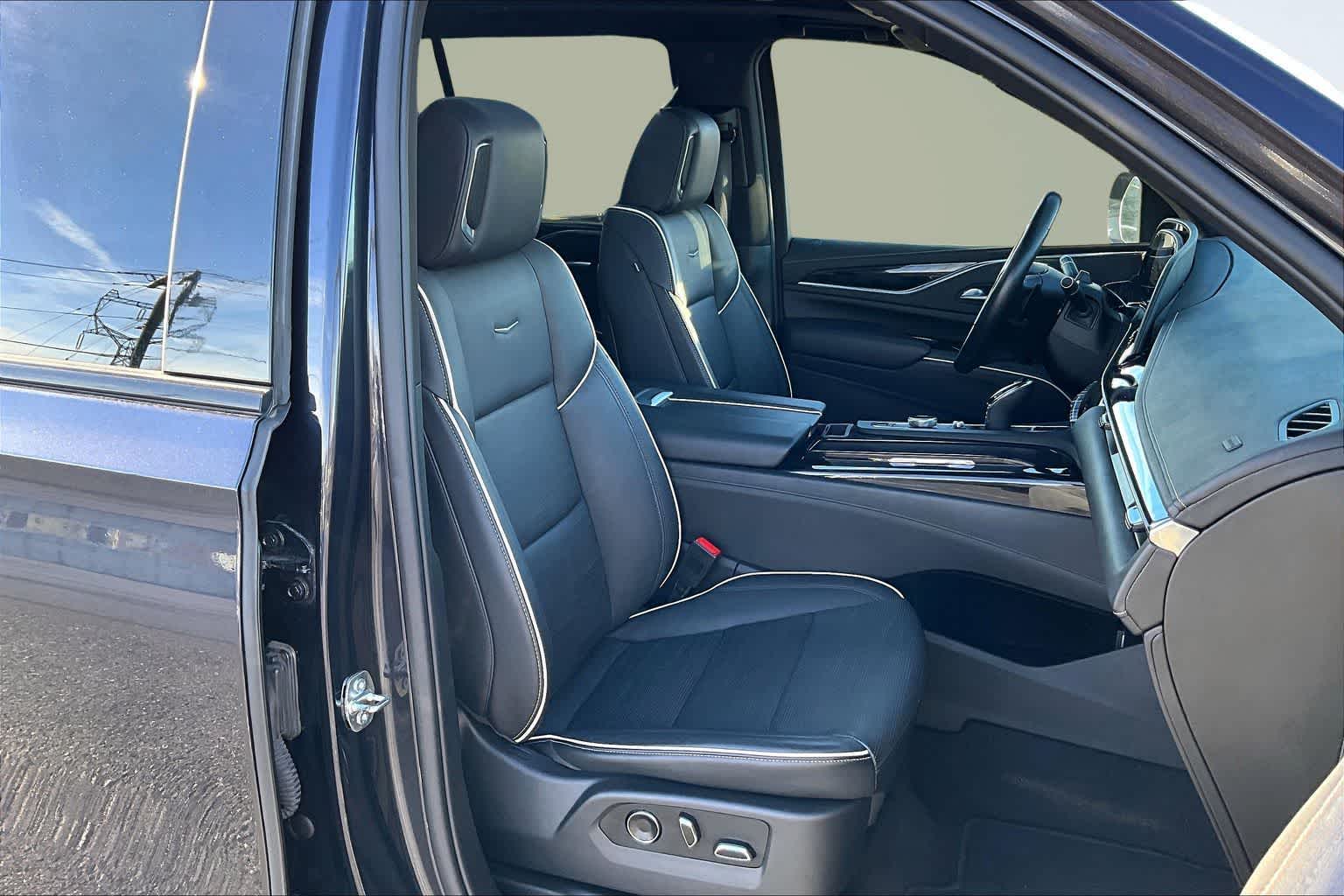 Thumbnail: 2023 Cadillac Escalade - 14