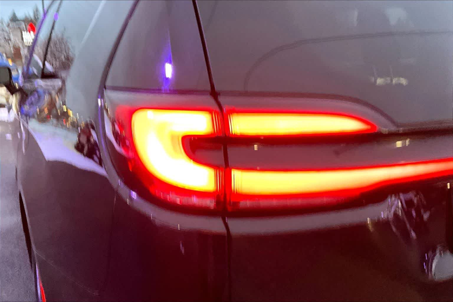 Thumbnail: 2024 Chrysler Pacifica - 32