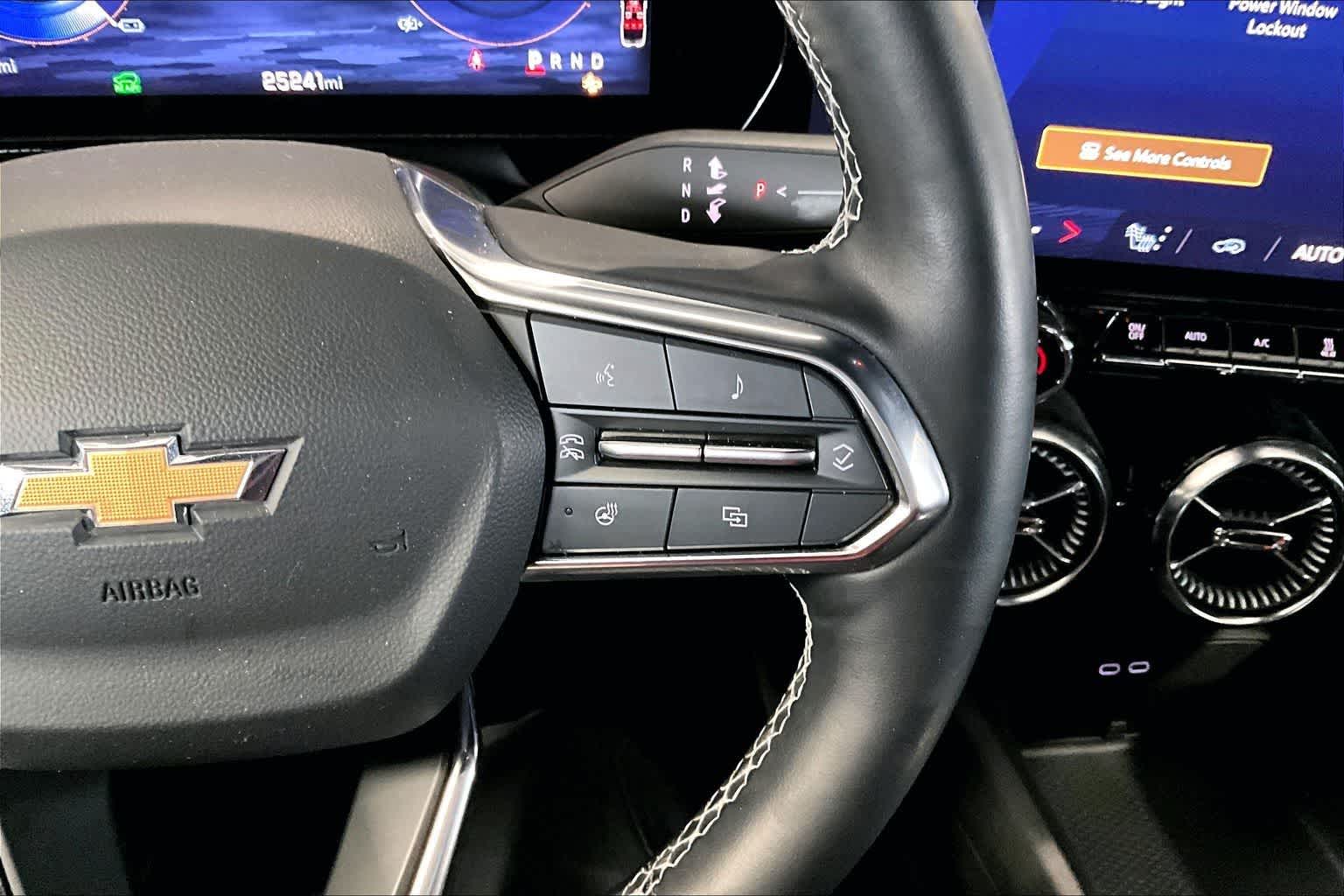 Thumbnail: 2024 Chevrolet Blazer EV - 26