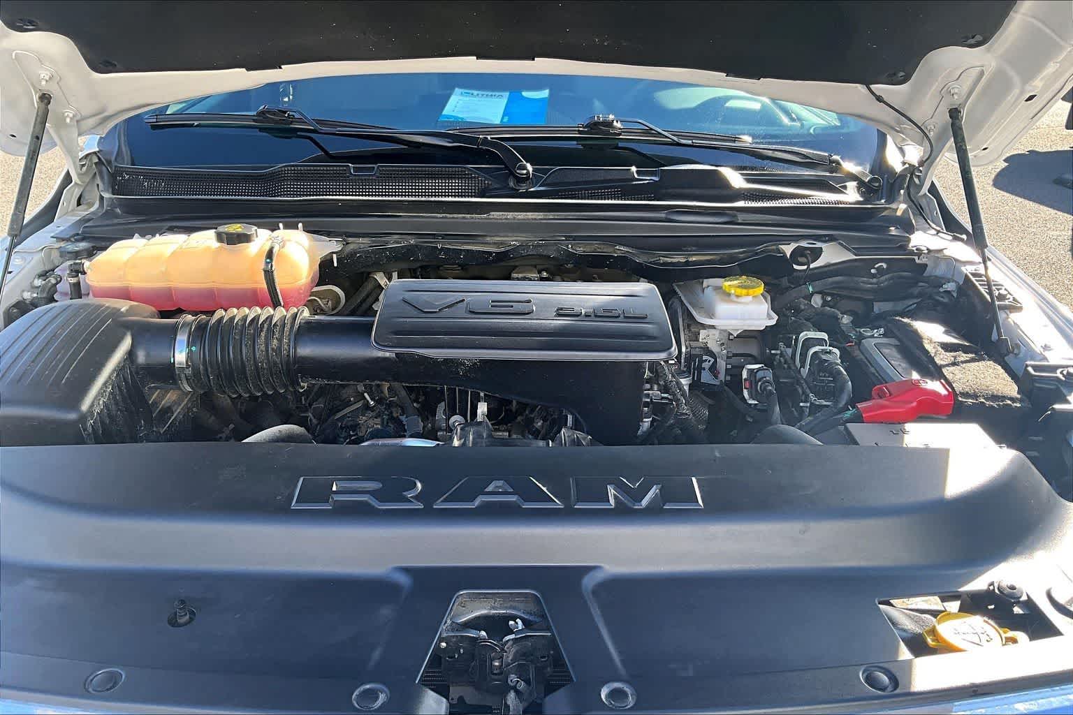 Thumbnail: 2025 RAM 1500 - 9