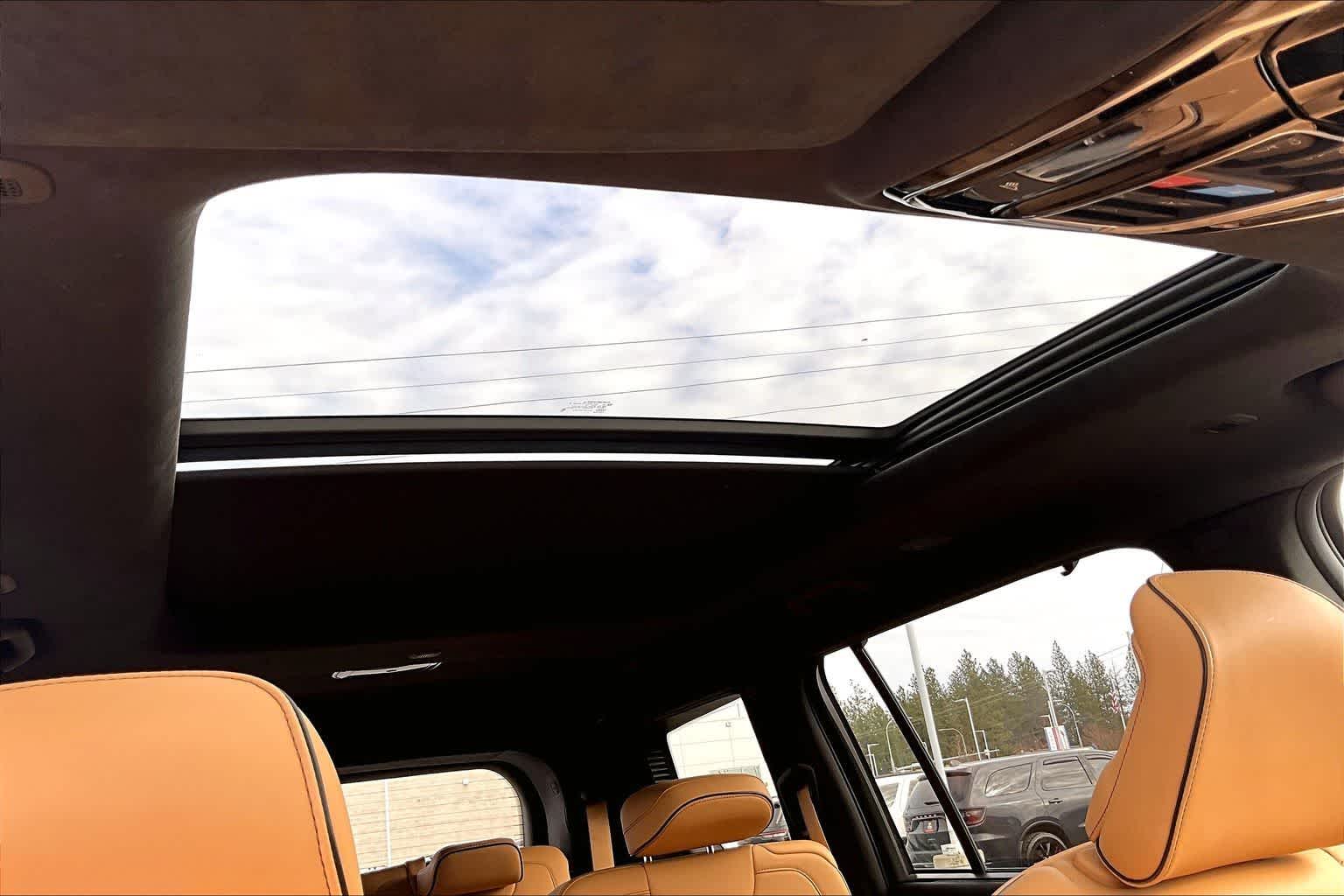 Thumbnail: 2024 Jeep Grand Cherokee L - 30