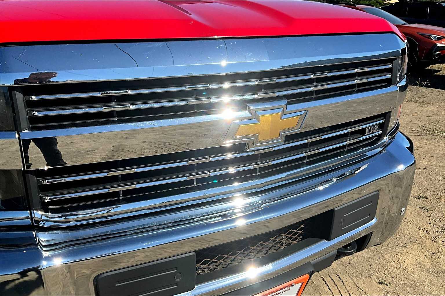 Thumbnail: 2015 Chevrolet Silverado 2500 - 33