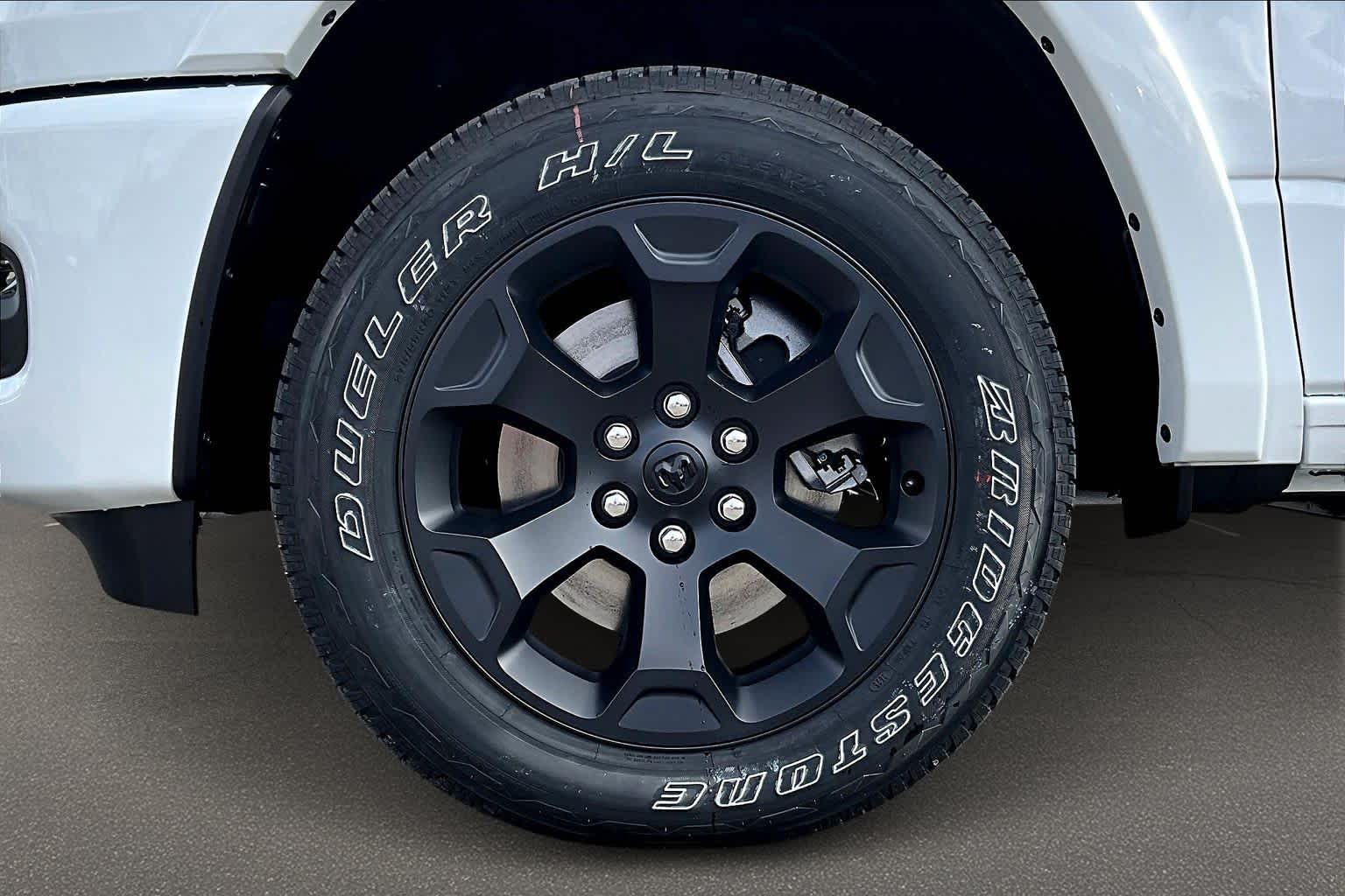 Thumbnail: 2026 RAM 1500 - 8