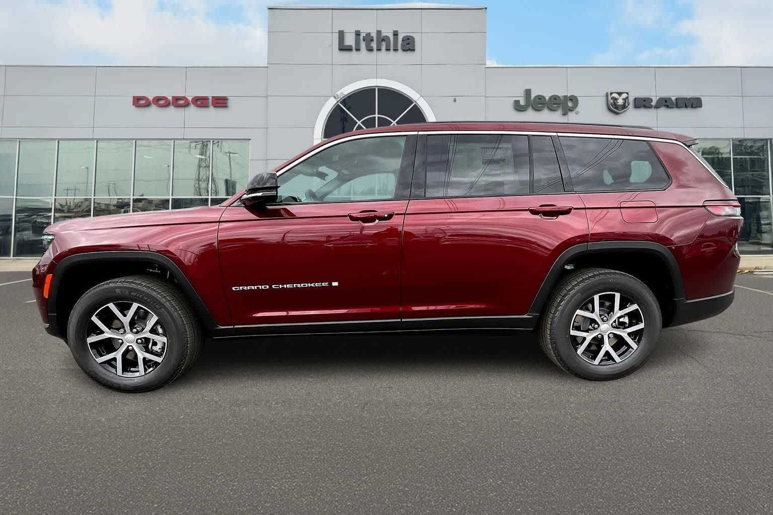 Thumbnail: 2025 Jeep Grand Cherokee L - 4