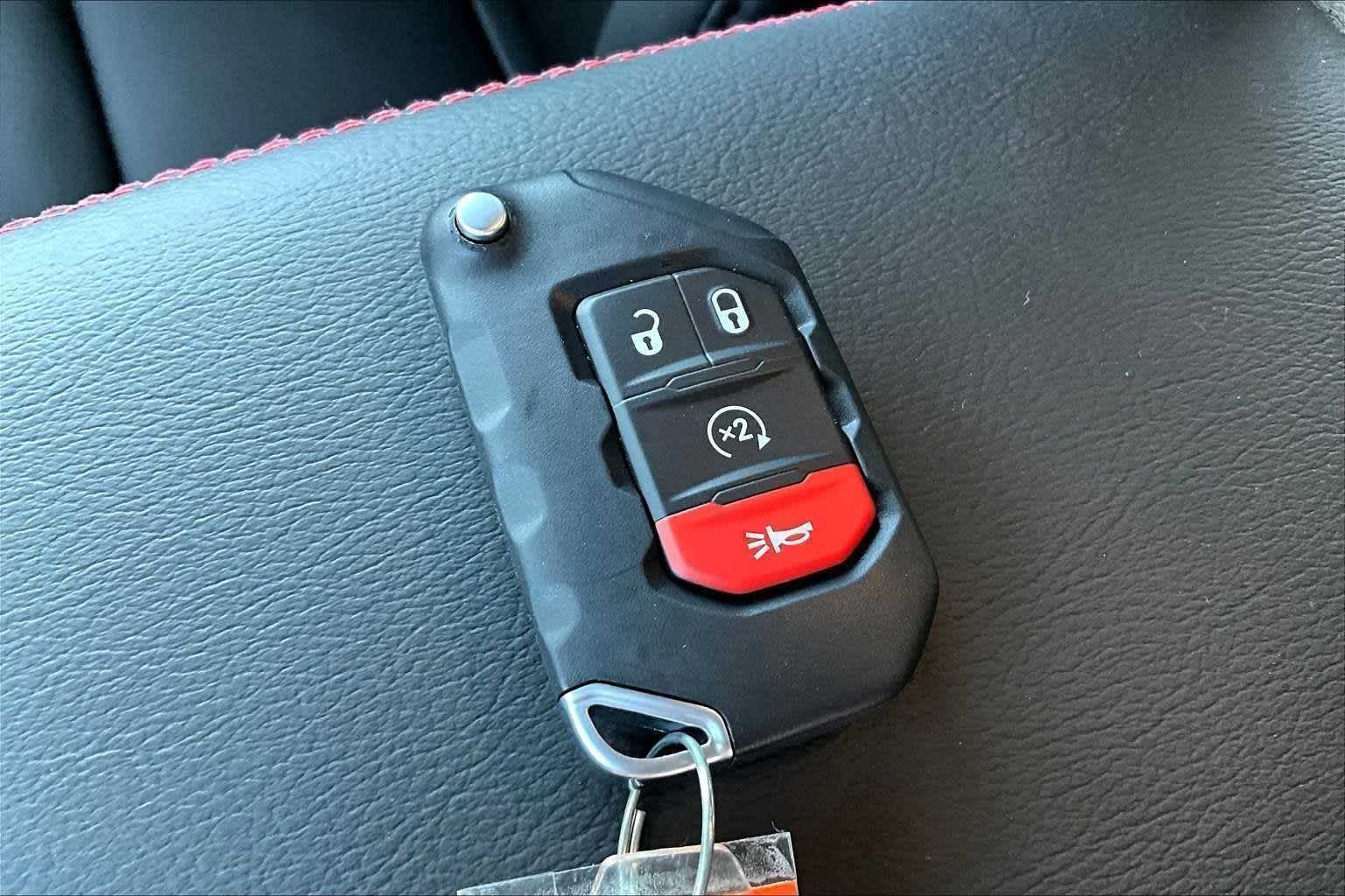 Thumbnail: 2025 Jeep Wrangler - 20