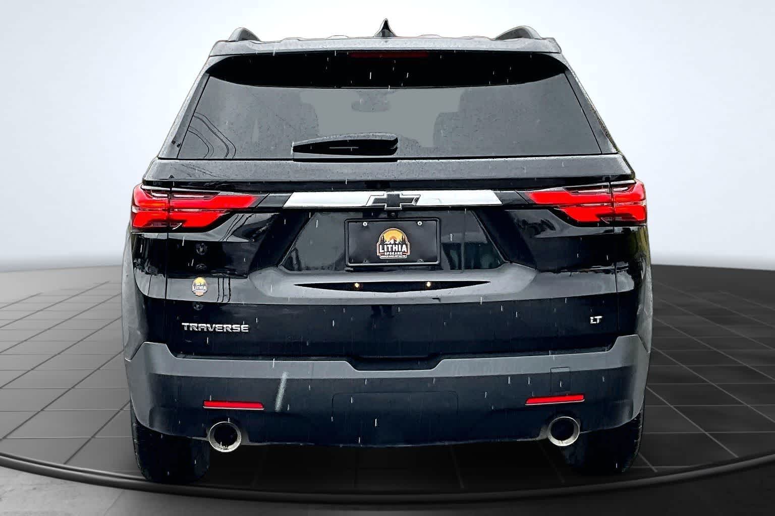 Thumbnail: 2023 Chevrolet Traverse - 5