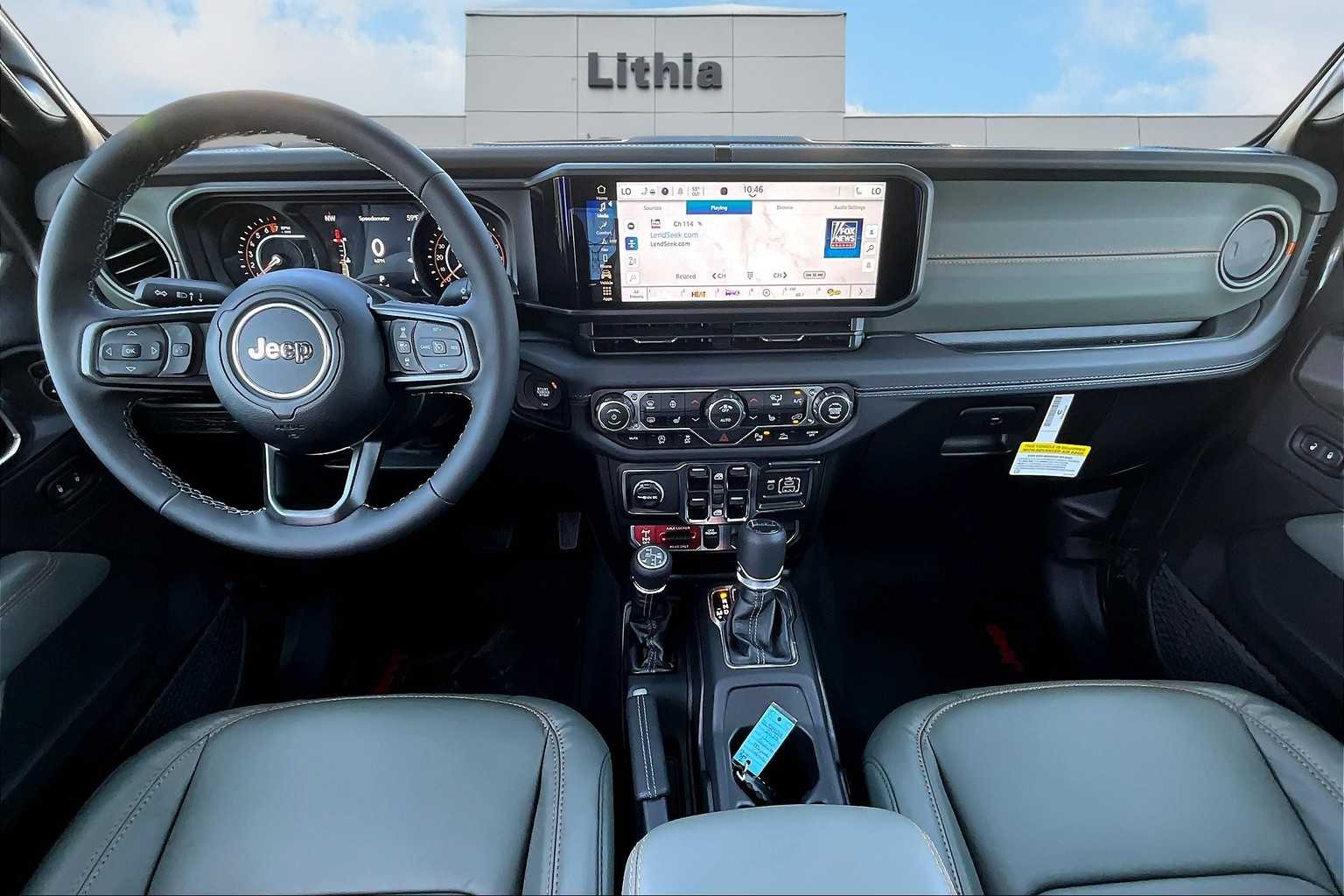Thumbnail: 2025 Jeep Gladiator - 9