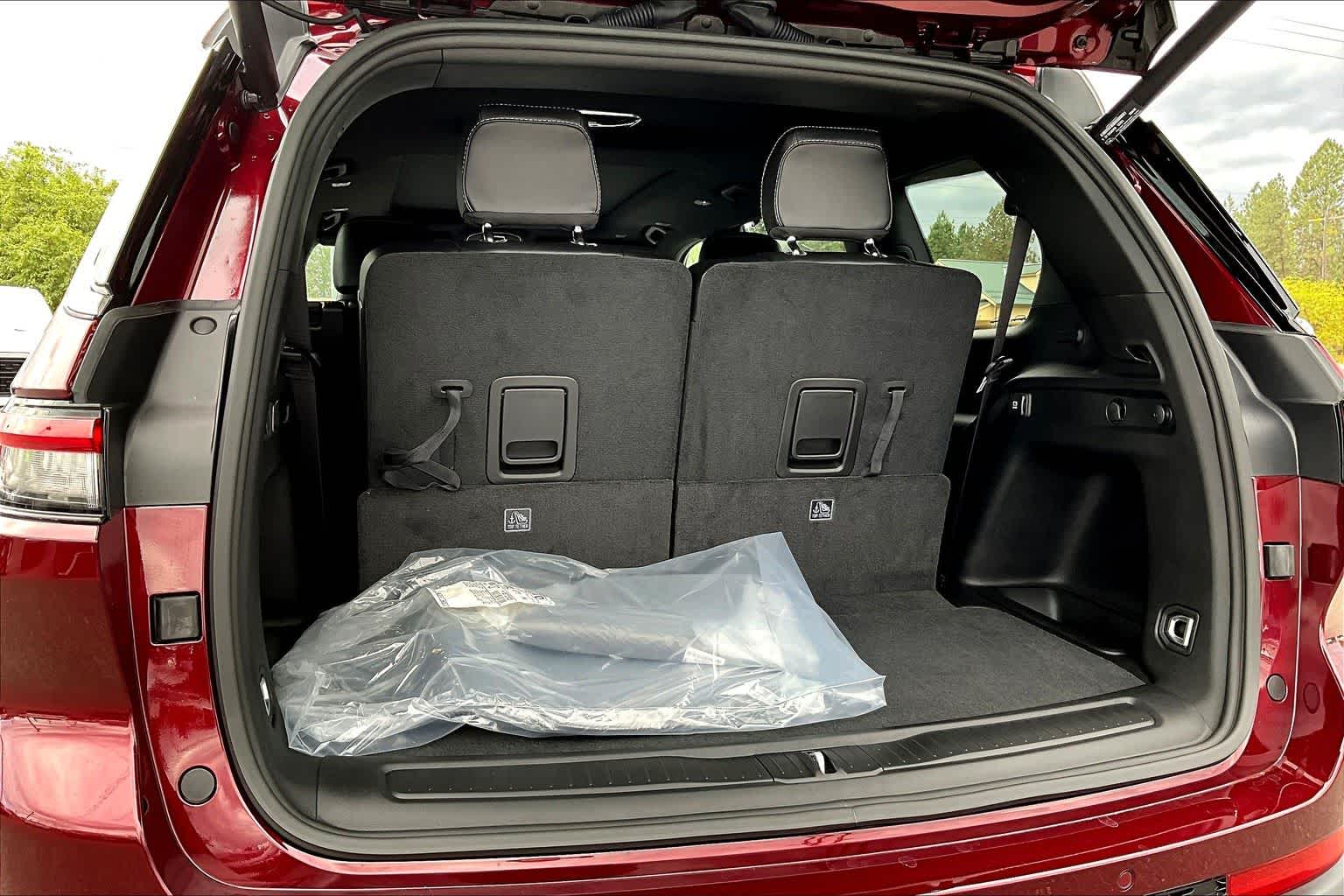 Thumbnail: 2025 Jeep Grand Cherokee L - 19